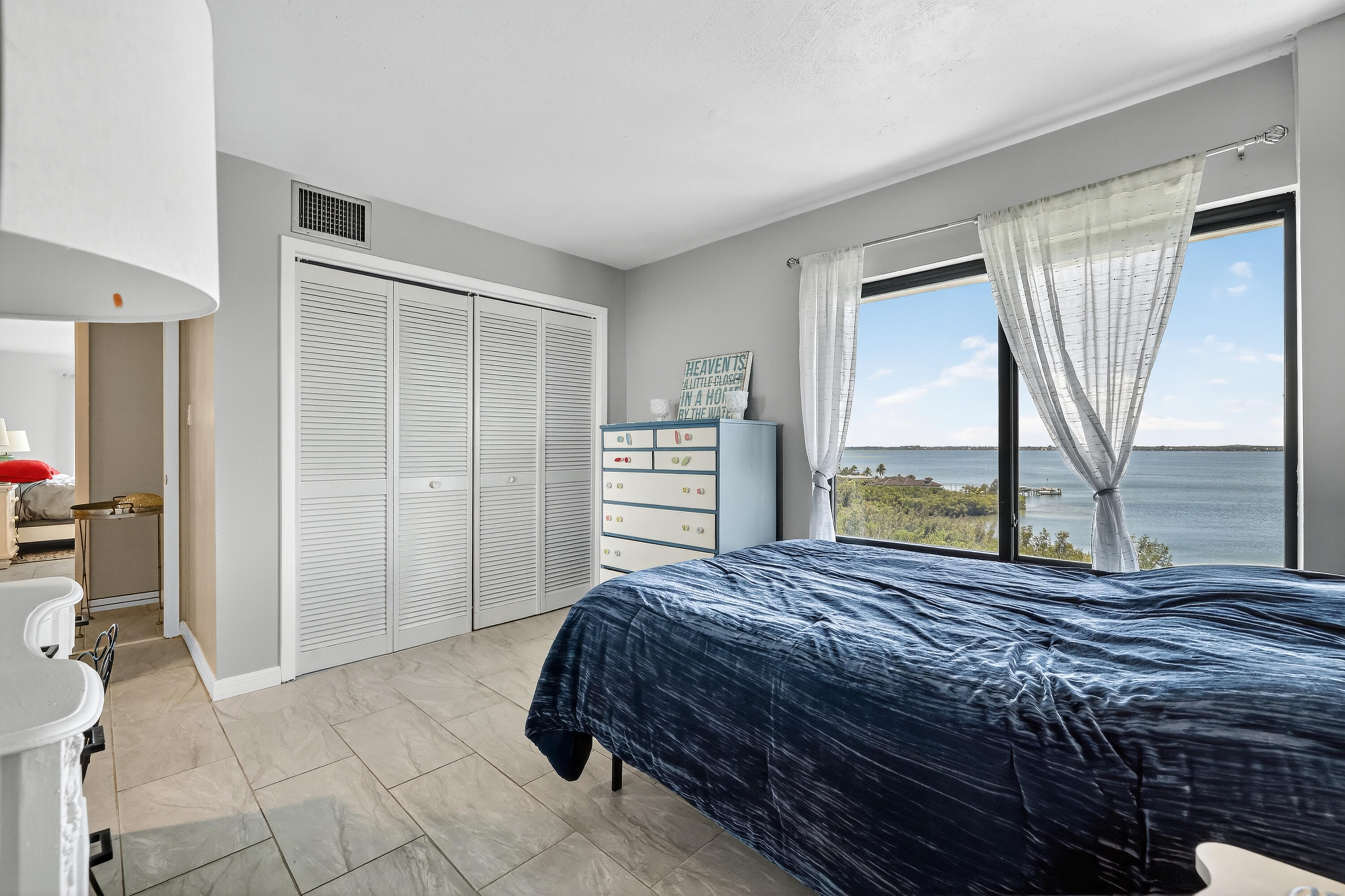 801 S Ocean Drive 910 Property Photo 29