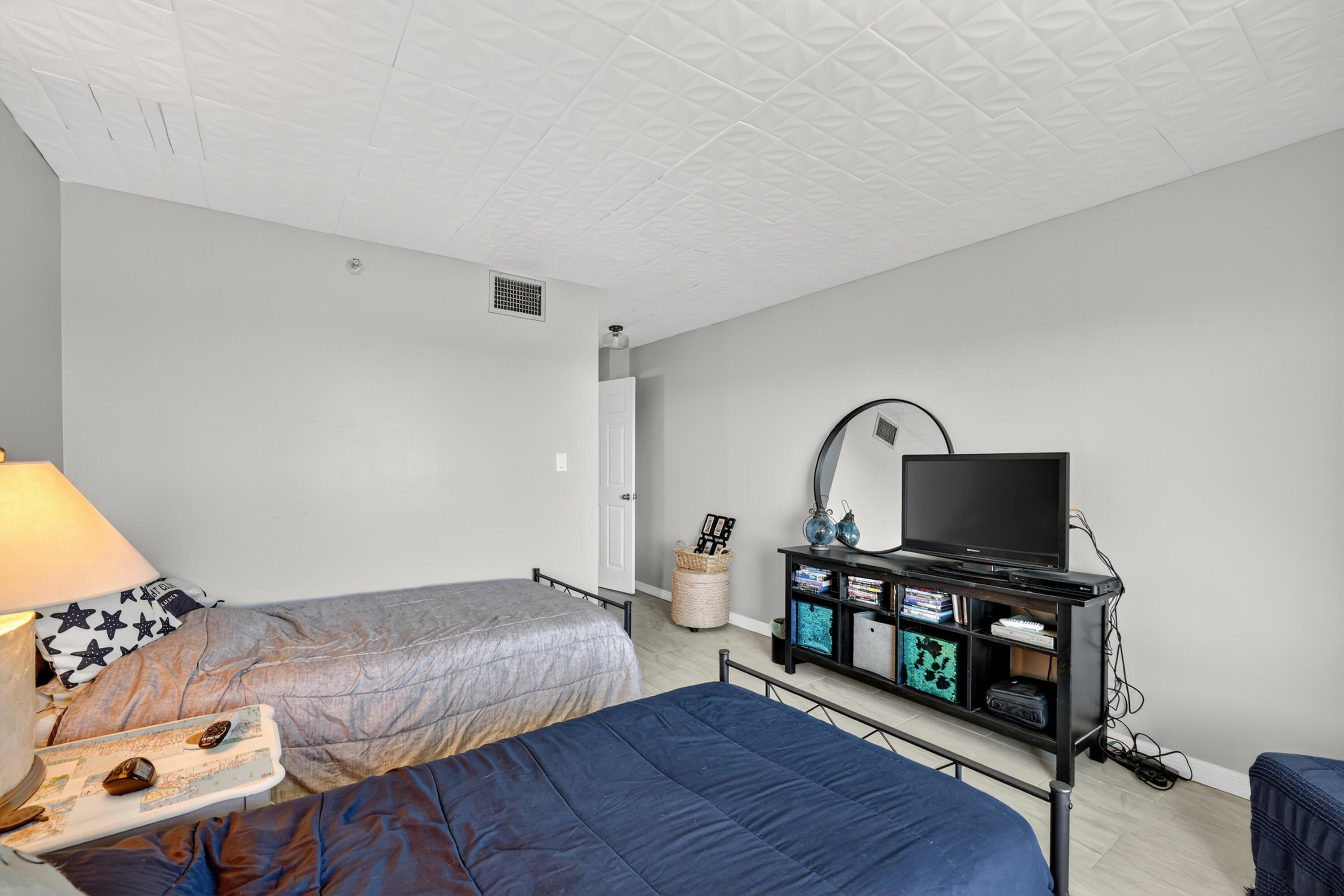 801 S Ocean Drive 910 Property Photo 41