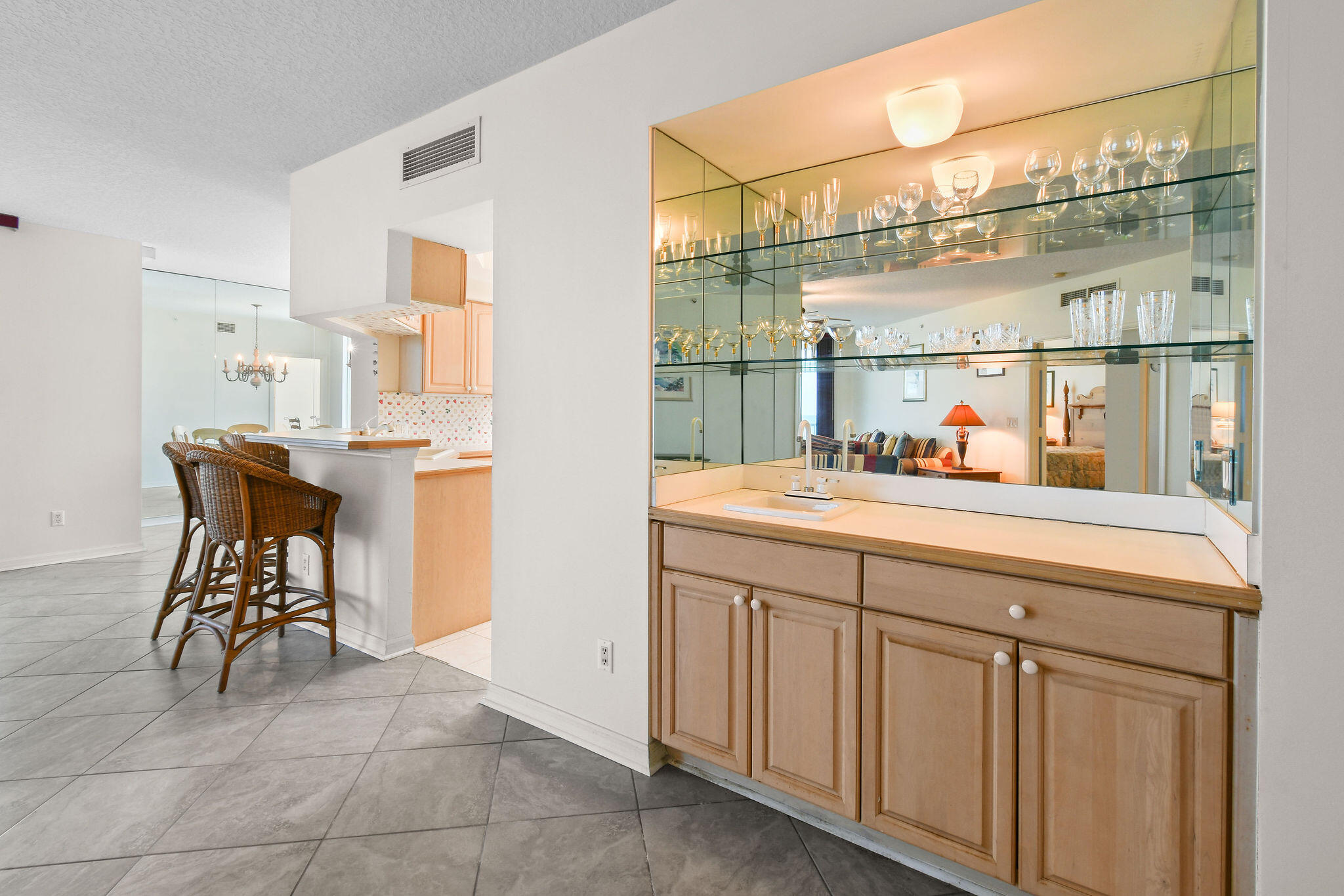 8650 S Ocean Drive 306 Property Photo 10