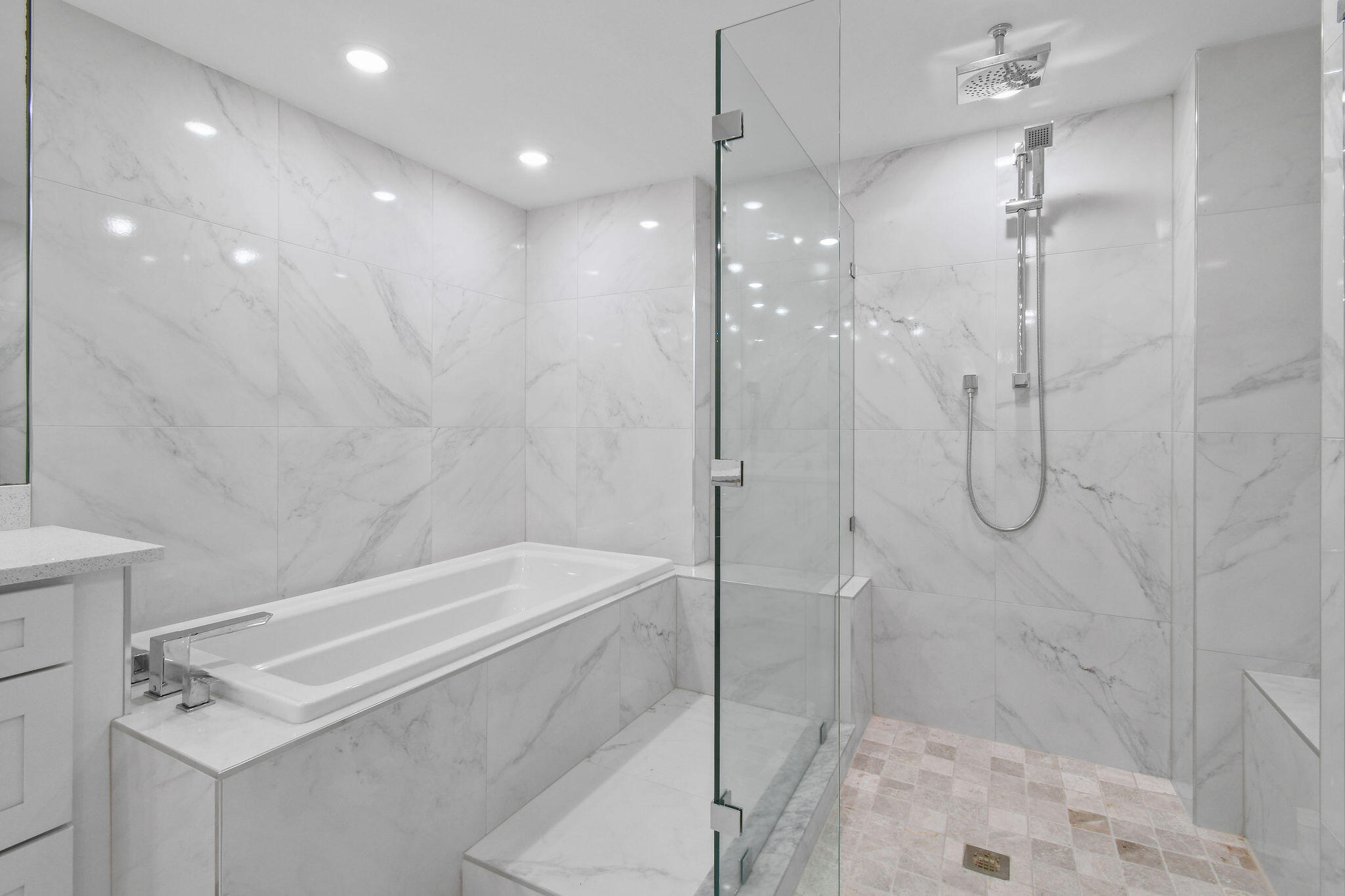 8650 S Ocean Drive 306 Property Photo 29