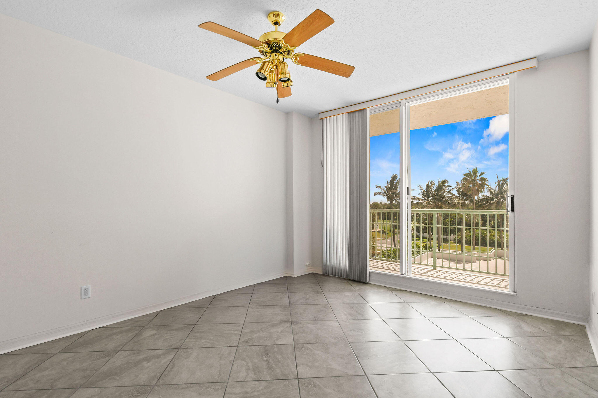 8650 S Ocean Drive 306 Property Photo 33