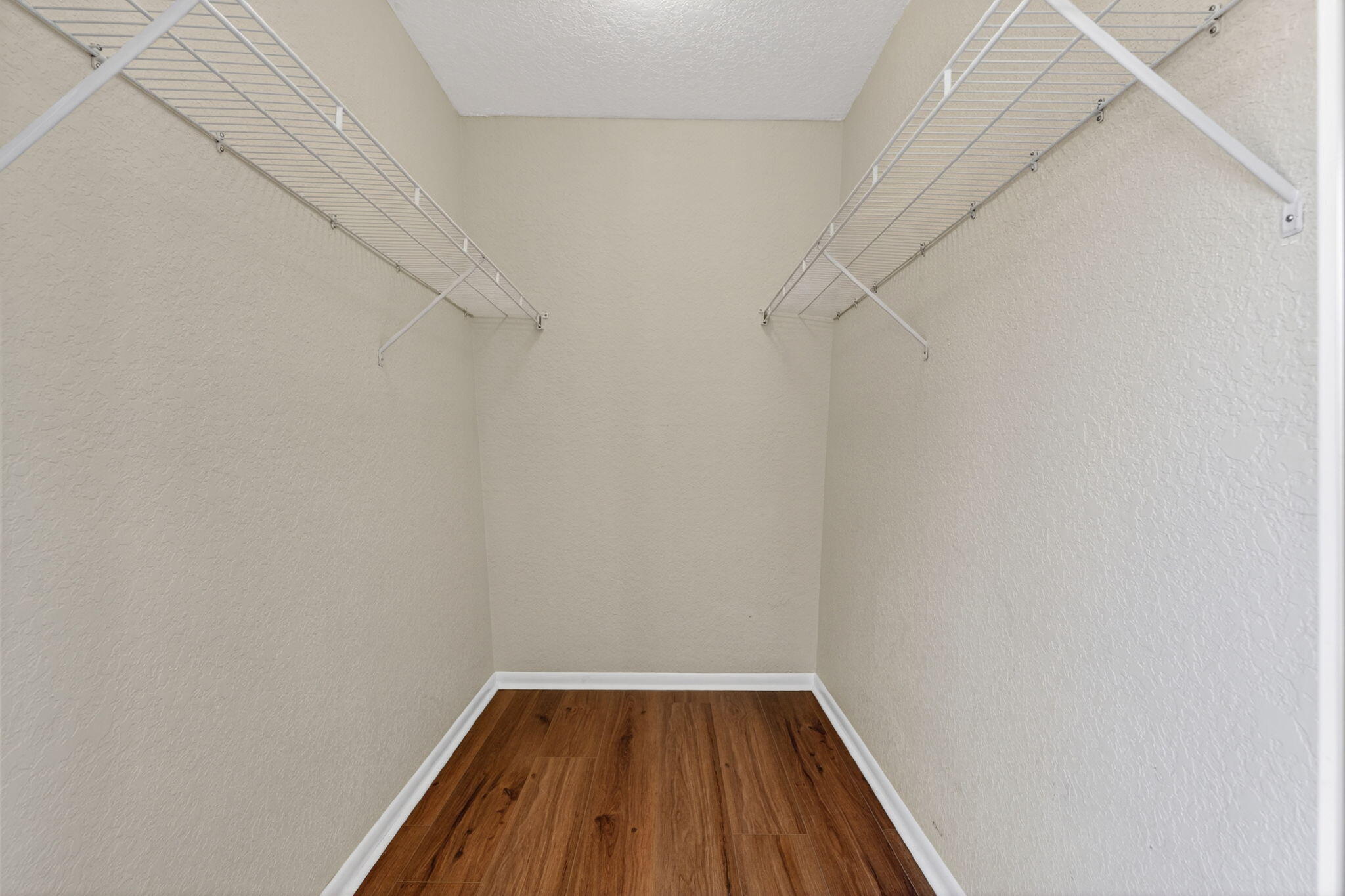 3900 County Line Road 21d Property Photo 28