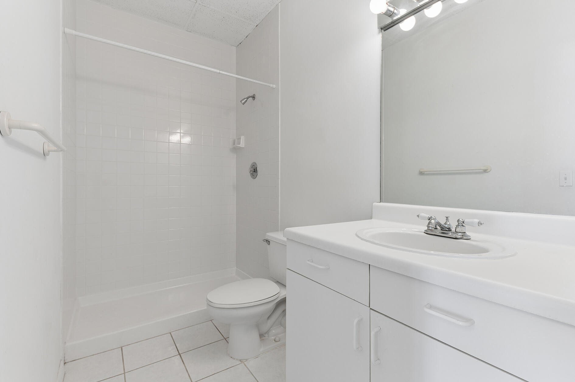 117 Ne 5th Avenue Property Photo 50