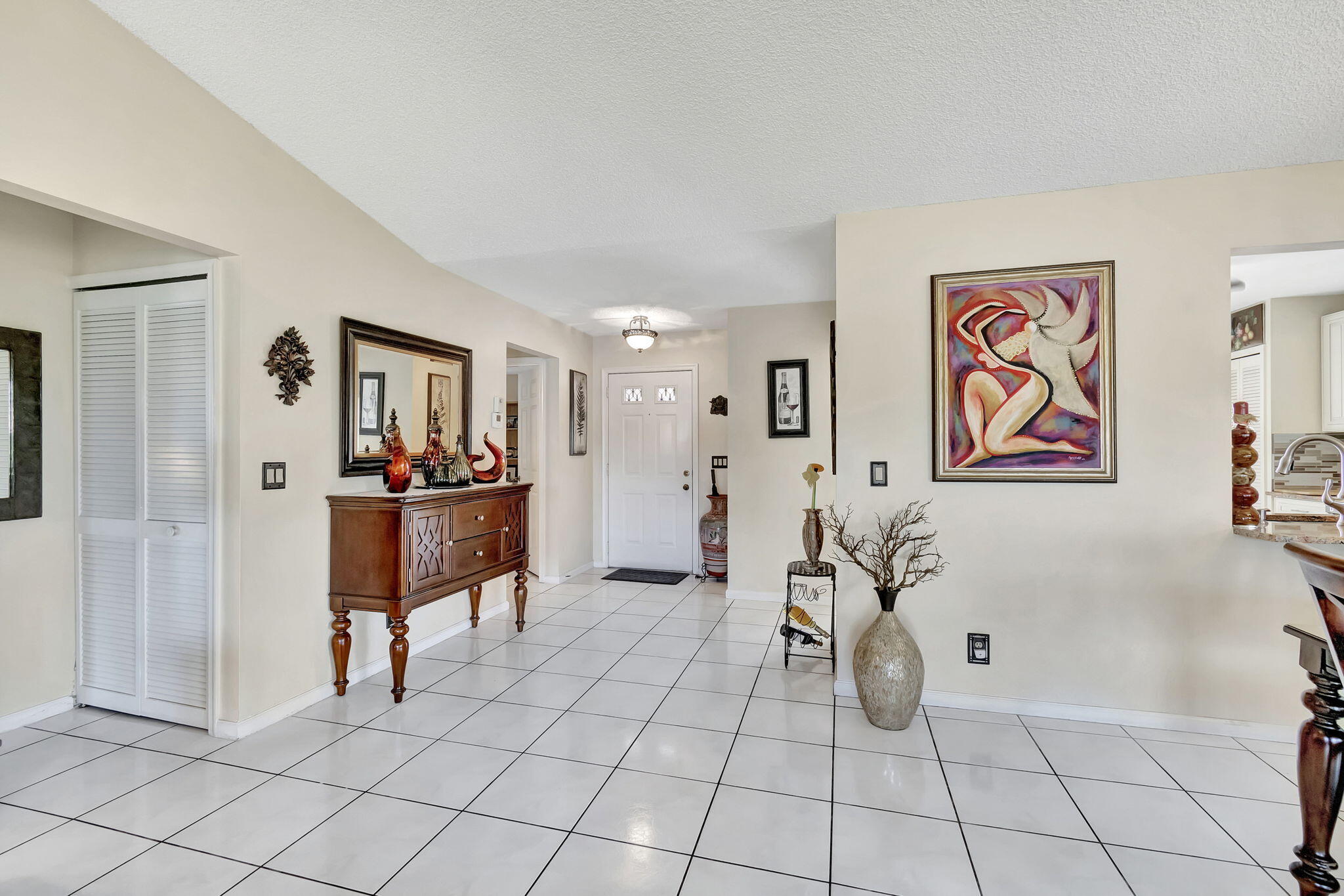 5531 Parkwalk Circle E Property Photo 6