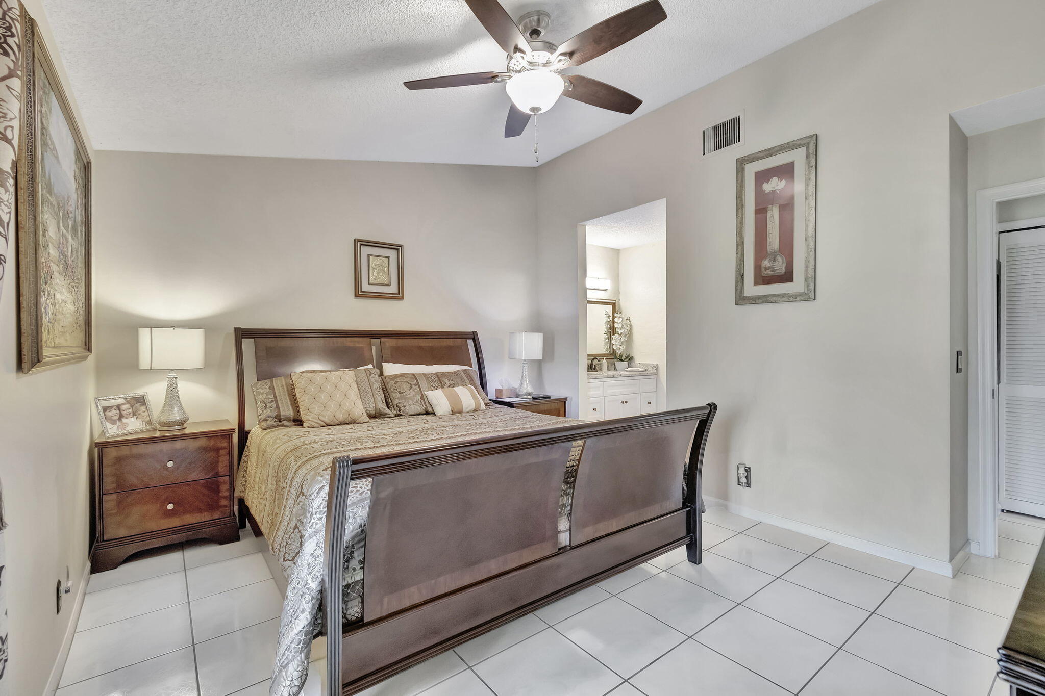 5531 Parkwalk Circle E Property Photo 18