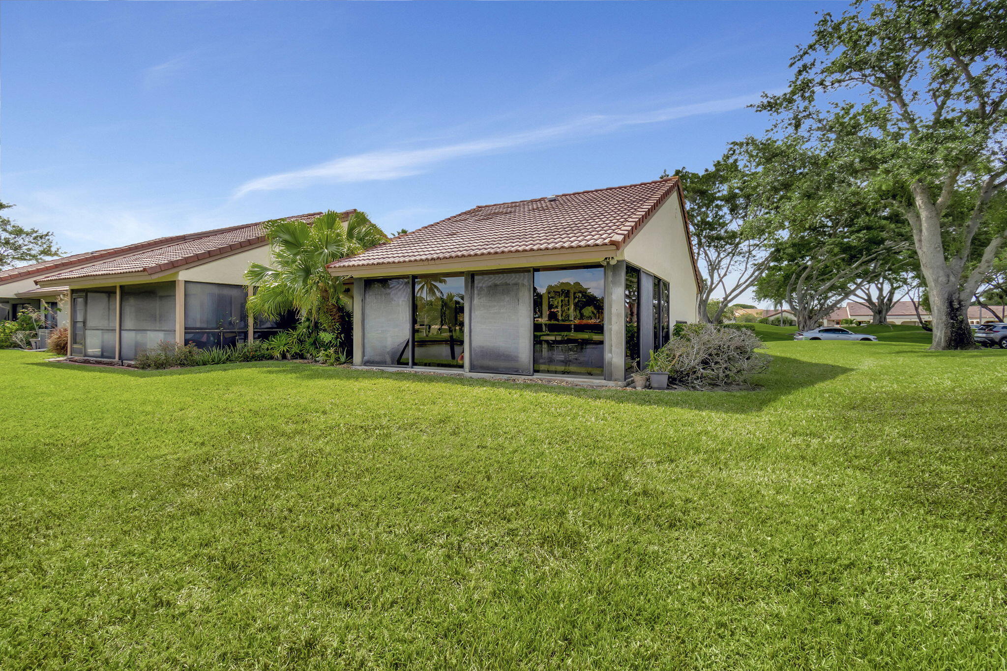 5531 Parkwalk Circle E Property Photo 29
