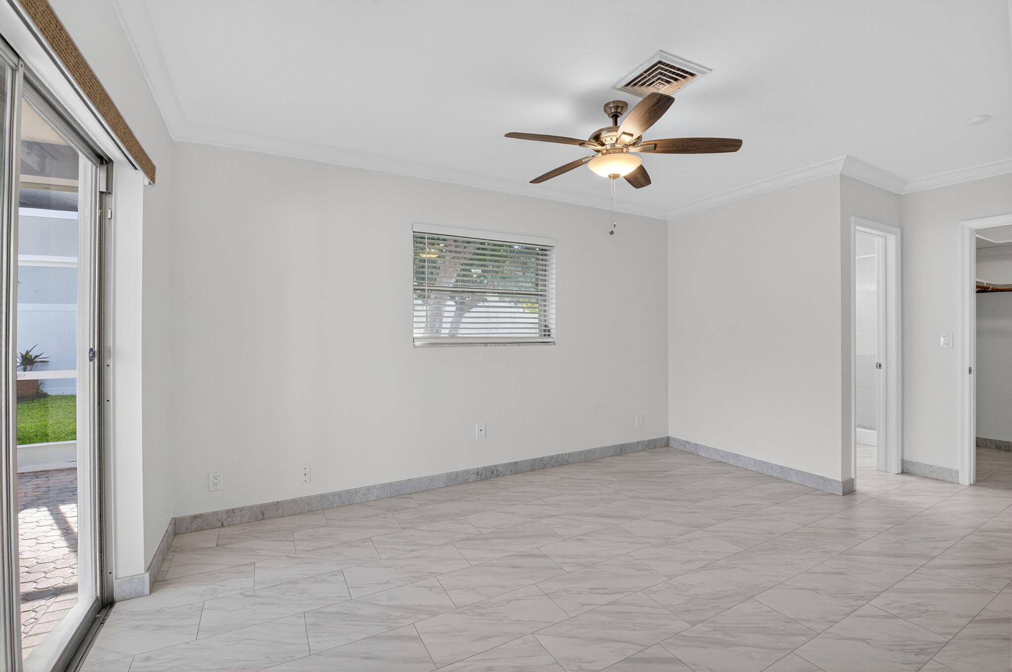 937 Banyan Drive Property Photo 12