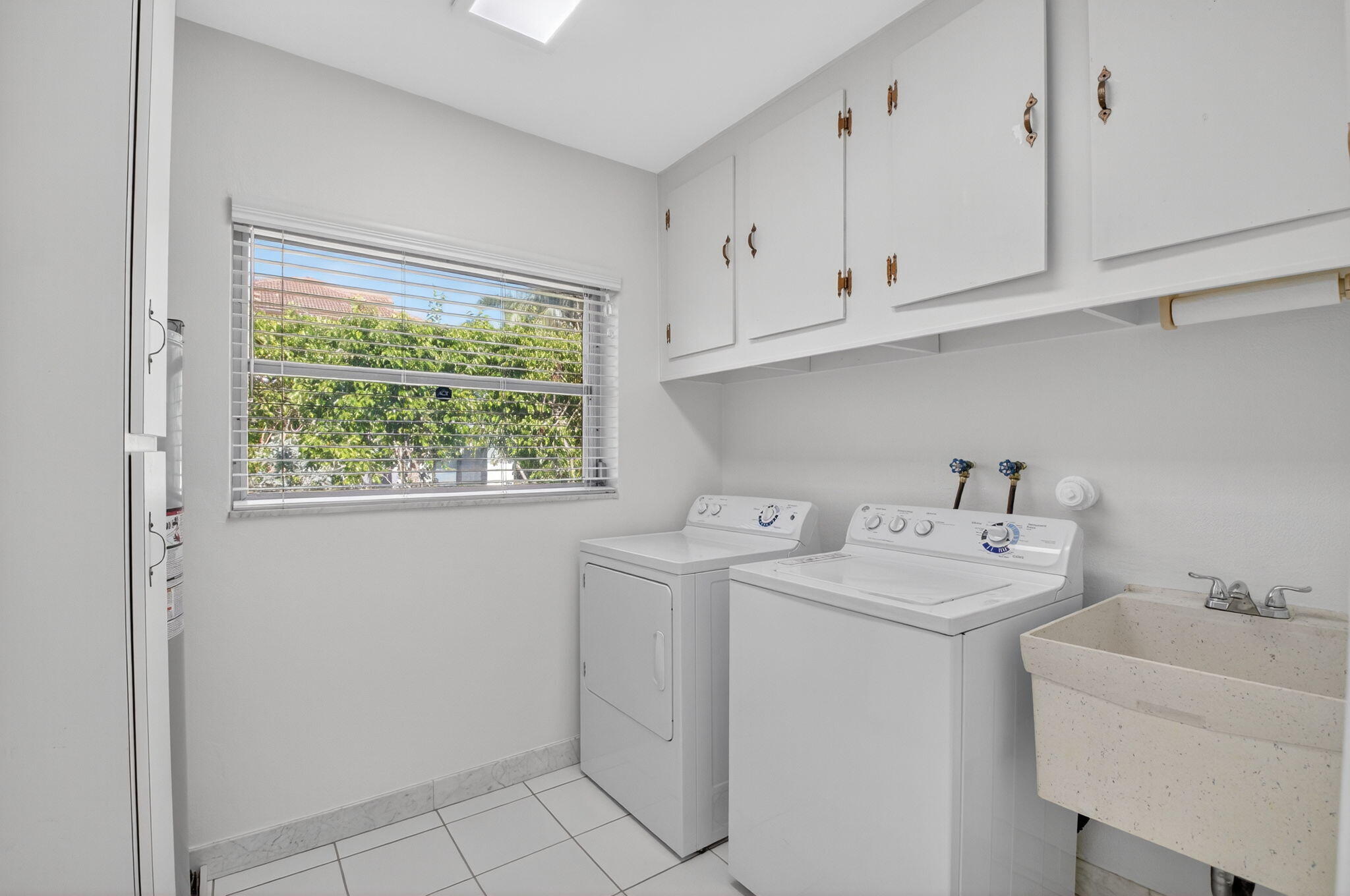 937 Banyan Drive Property Photo 18