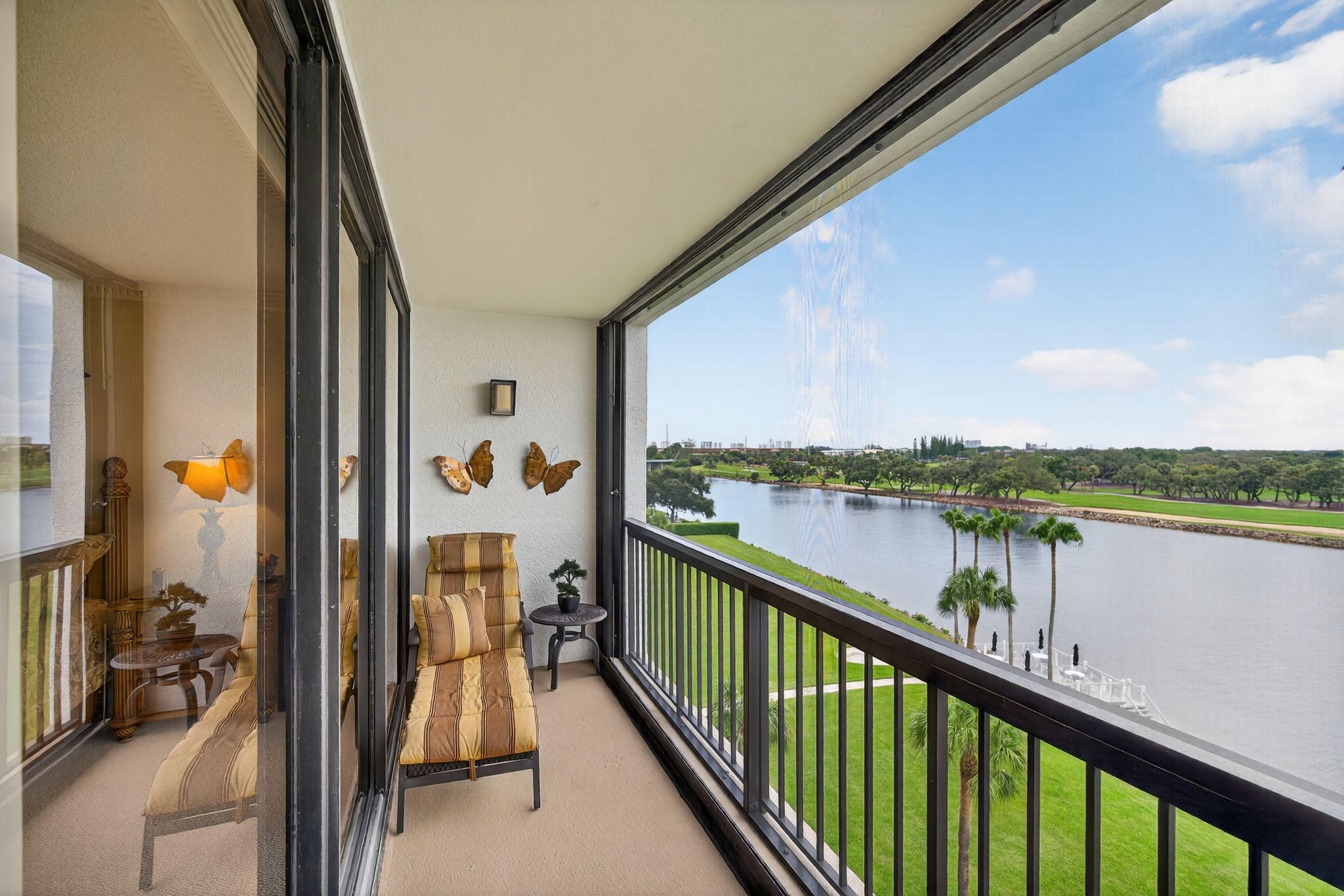 356 Golfview Road 609 Property Photo 1