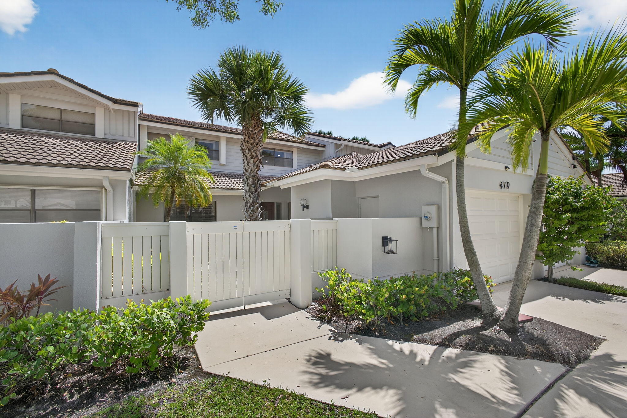 479 Prestwick Circle Property Photo 4
