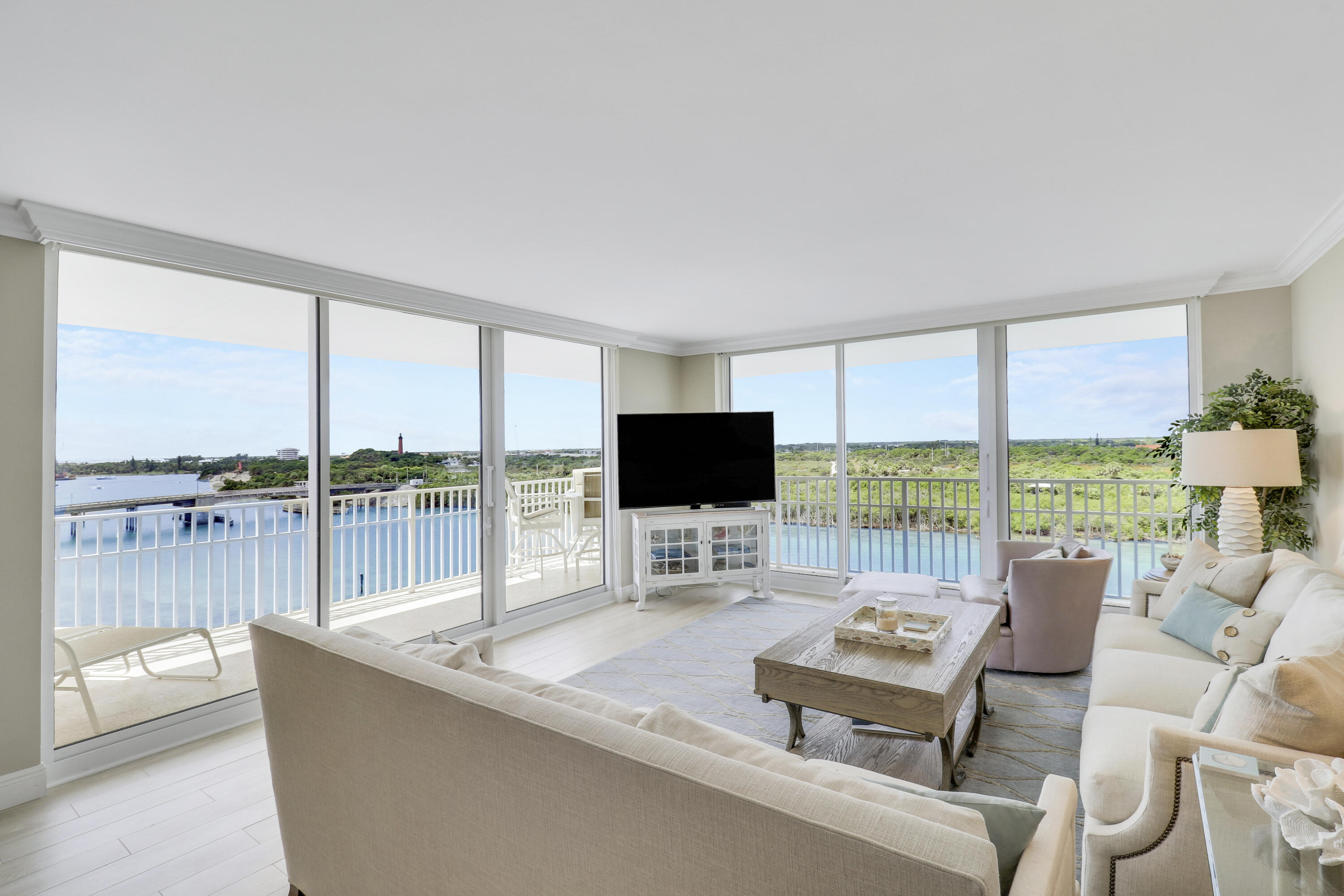 375 Beach Road 803 Property Photo 12
