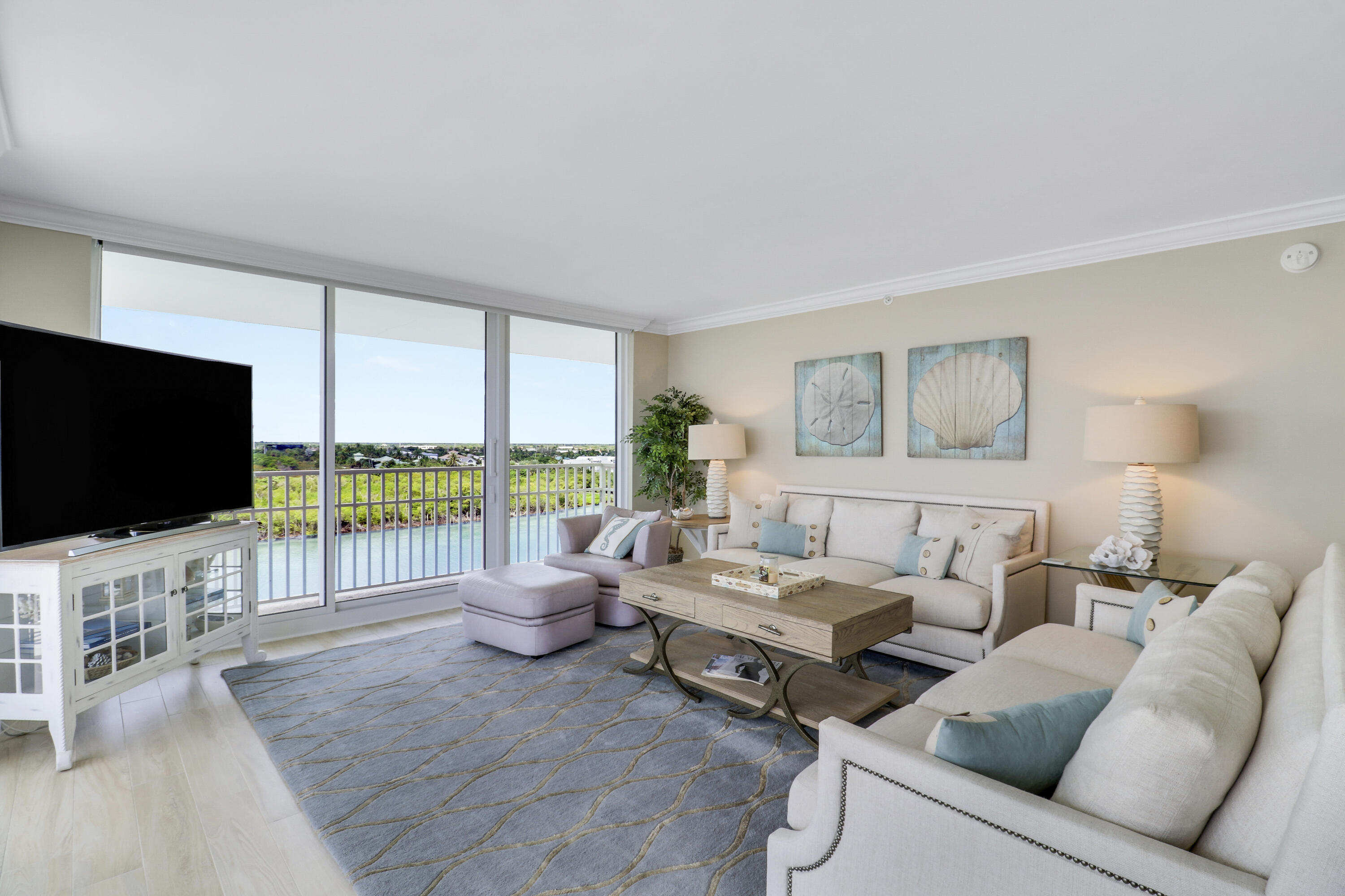 375 Beach Road 803 Property Photo 14