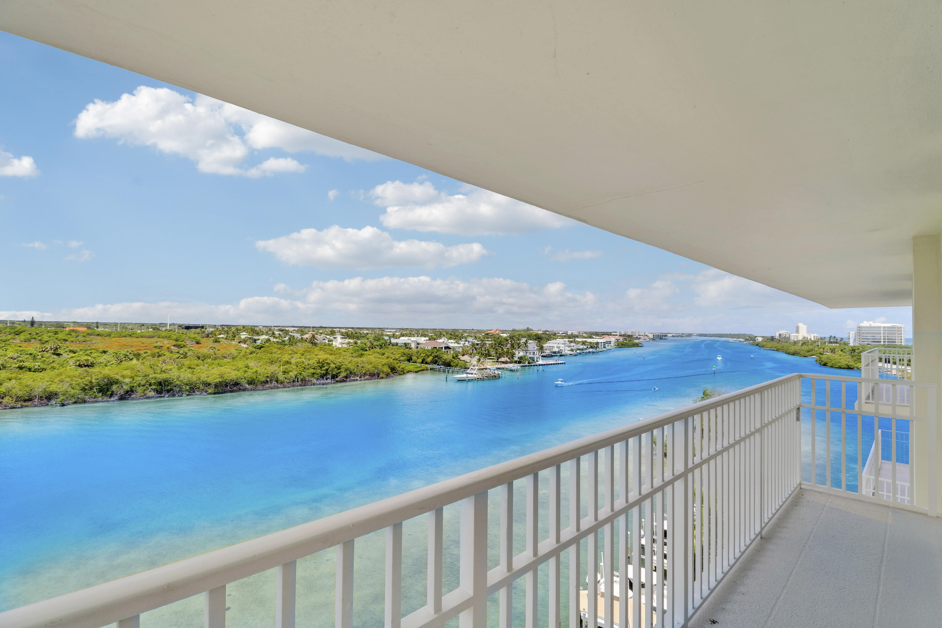 375 Beach Road 803 Property Photo 29
