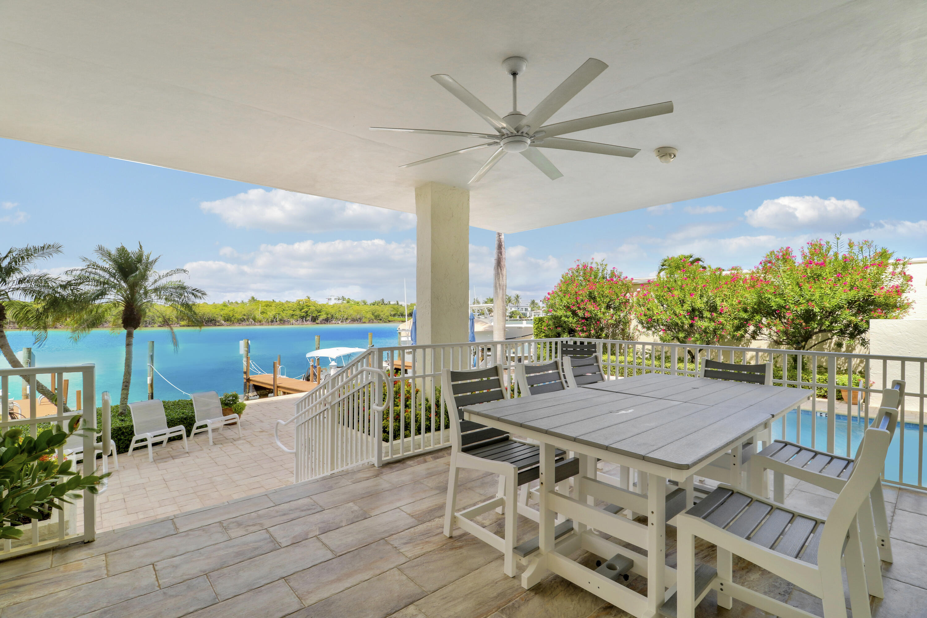 375 Beach Road 803 Property Photo 30