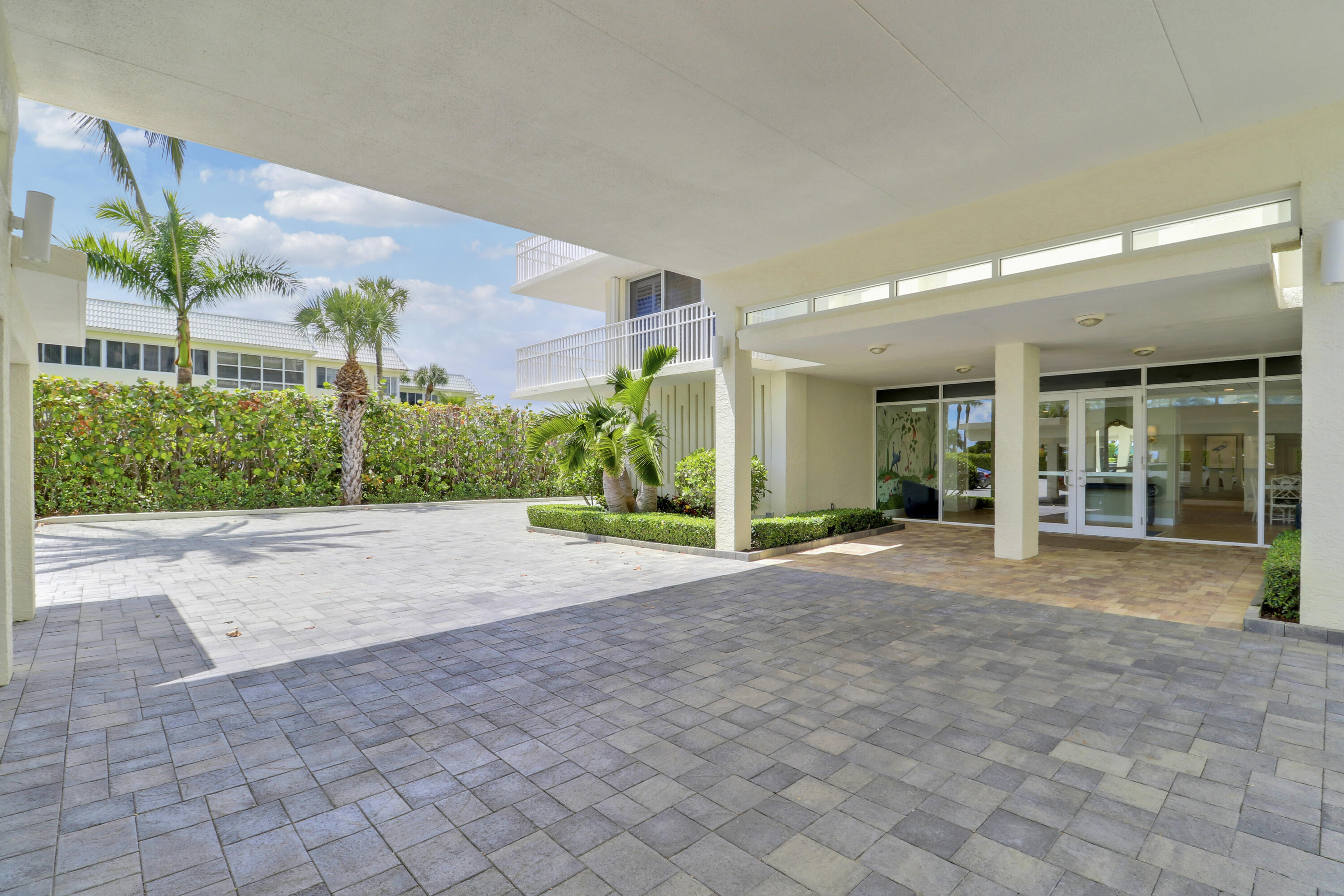 375 Beach Road 803 Property Photo 37