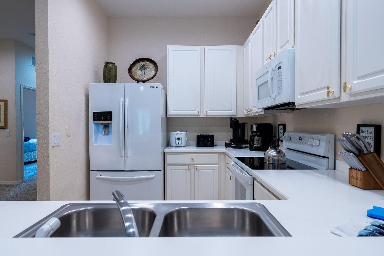 111 Andros Avenue Property Photo 16