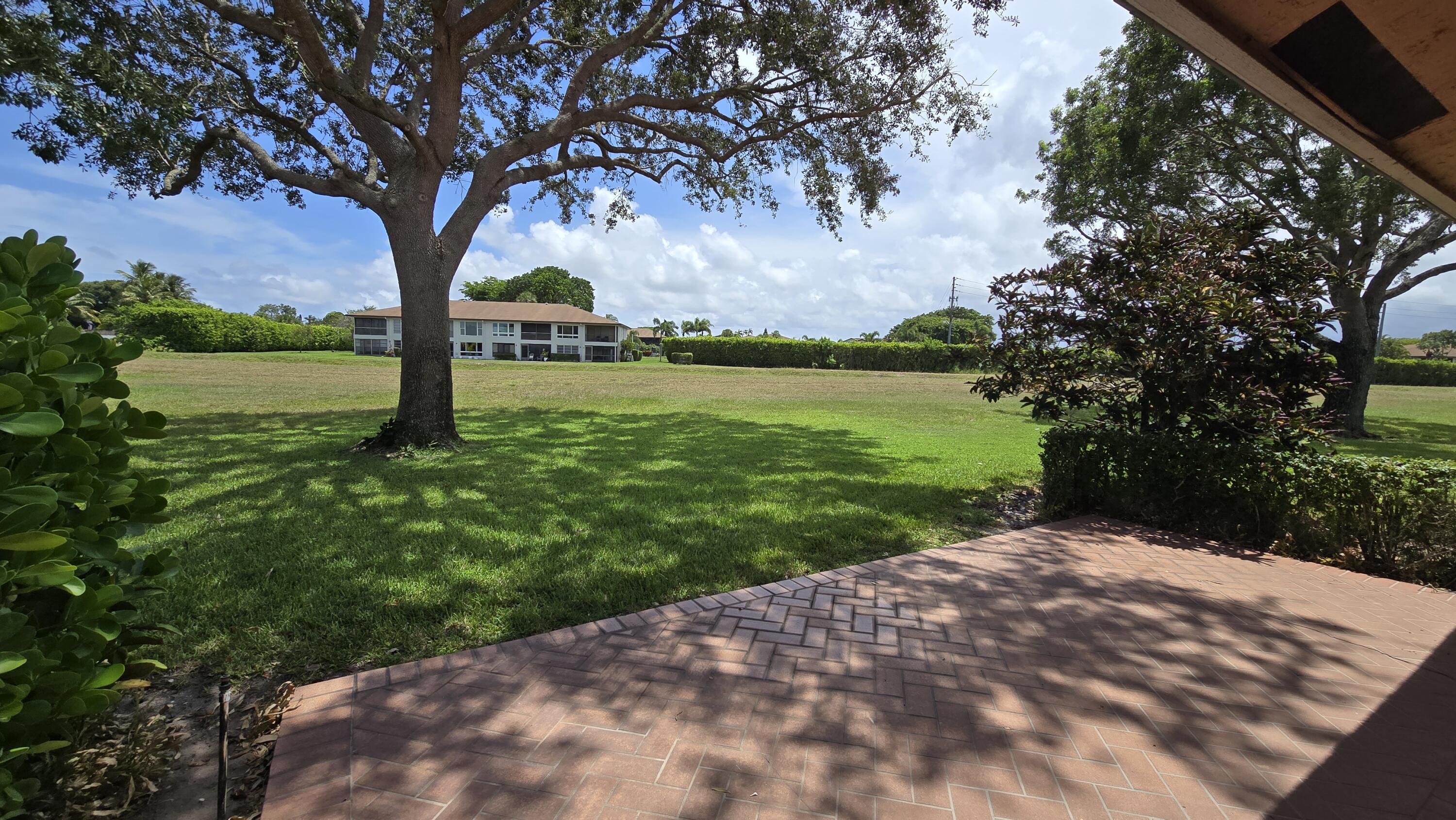 5622 Royal Lake Circle Property Photo 9