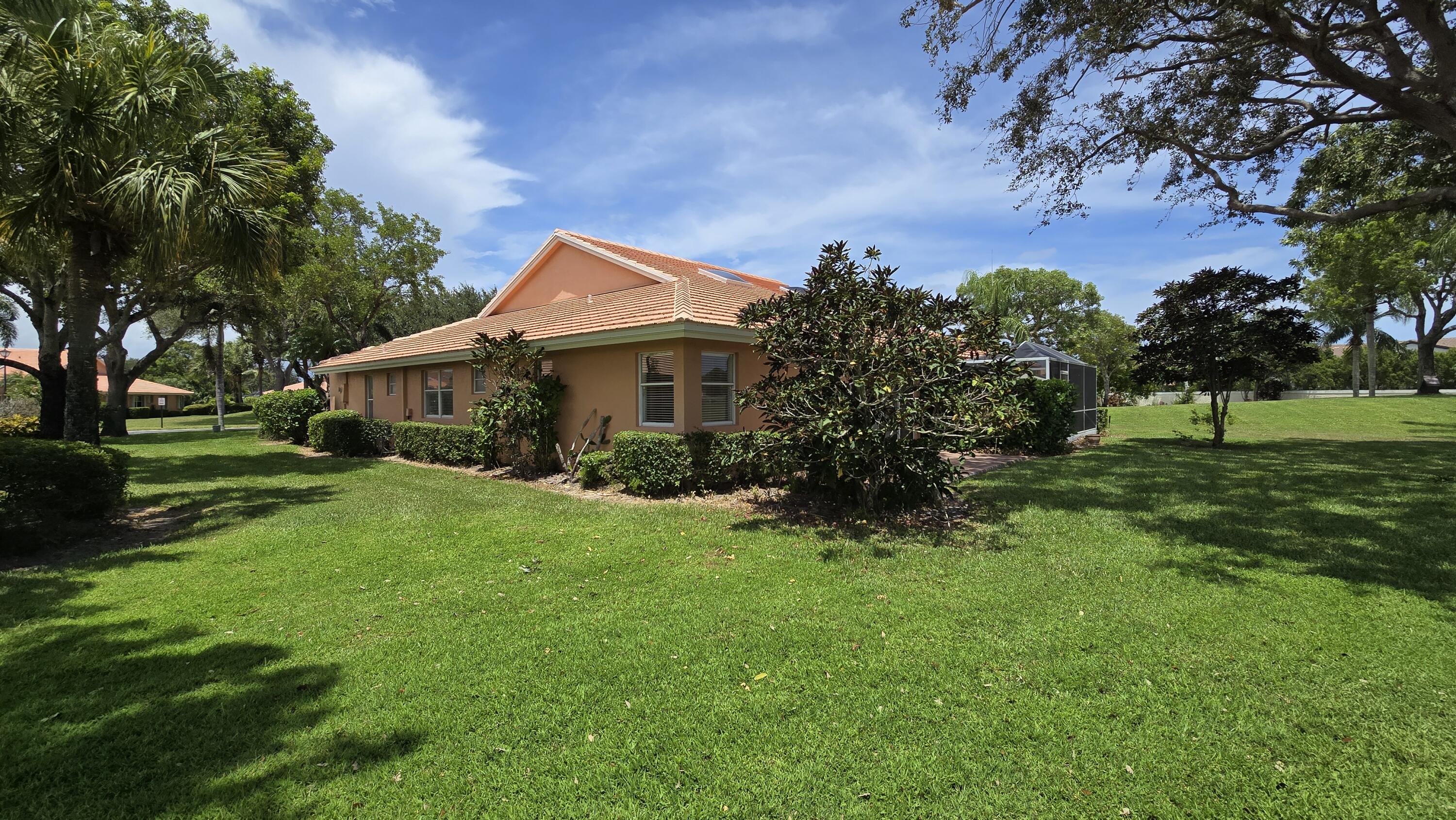 5622 Royal Lake Circle Property Photo 12