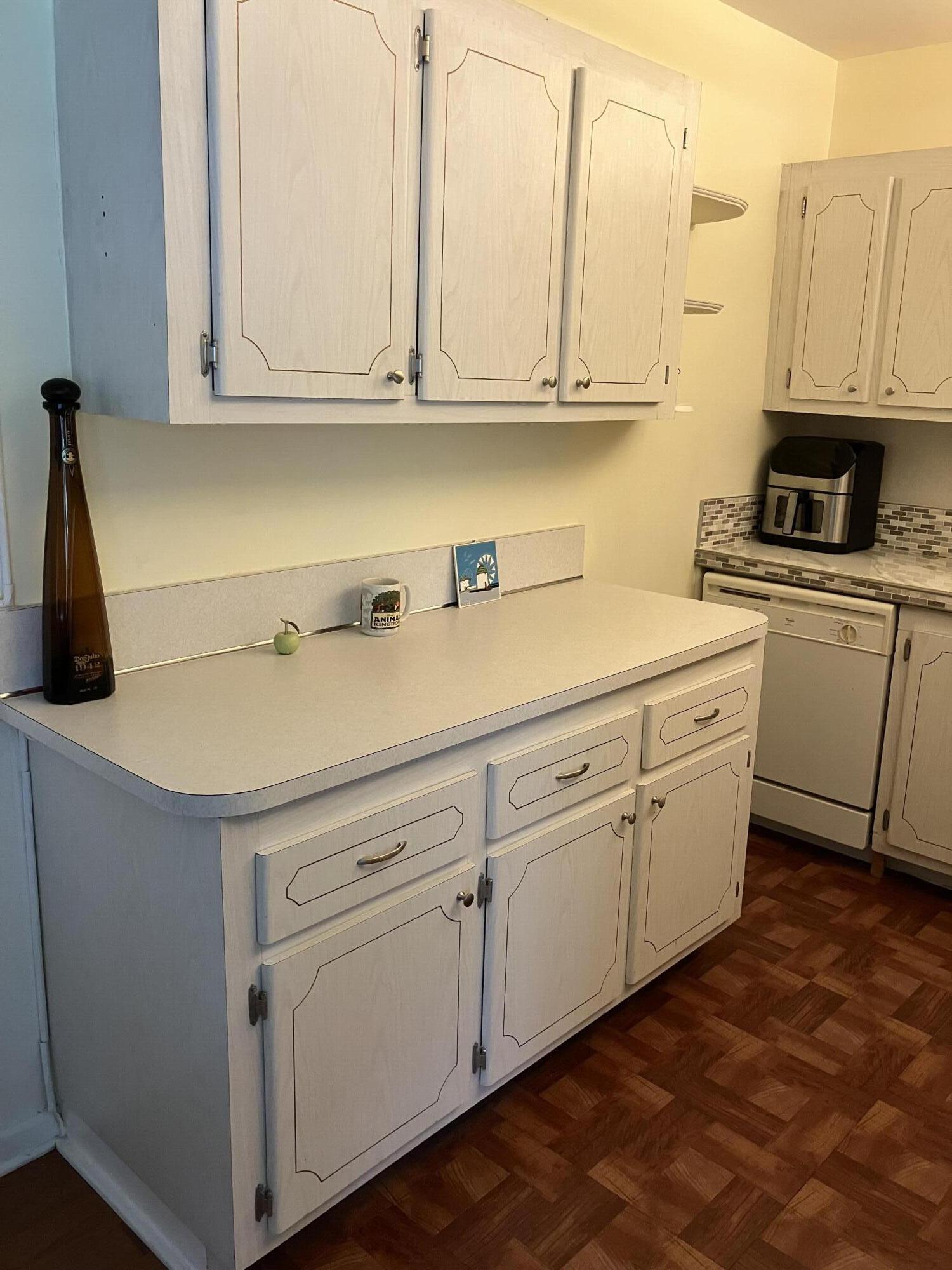 103 Prescott E Property Photo 4