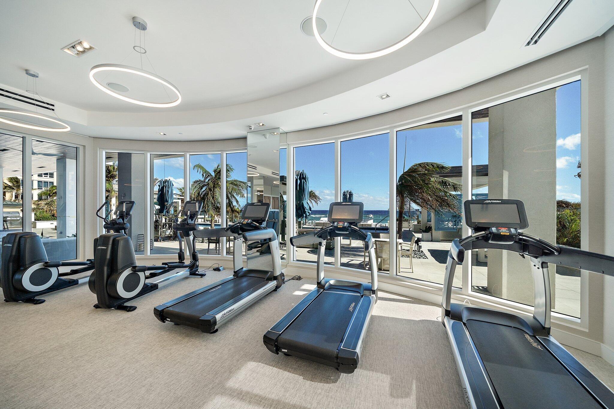 3730 N Ocean Drive 9d Property Photo 27