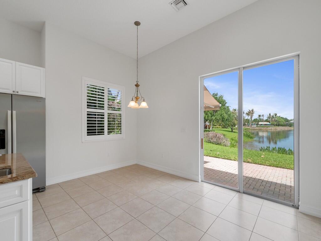 1208 Riverwind Circle Property Photo 14