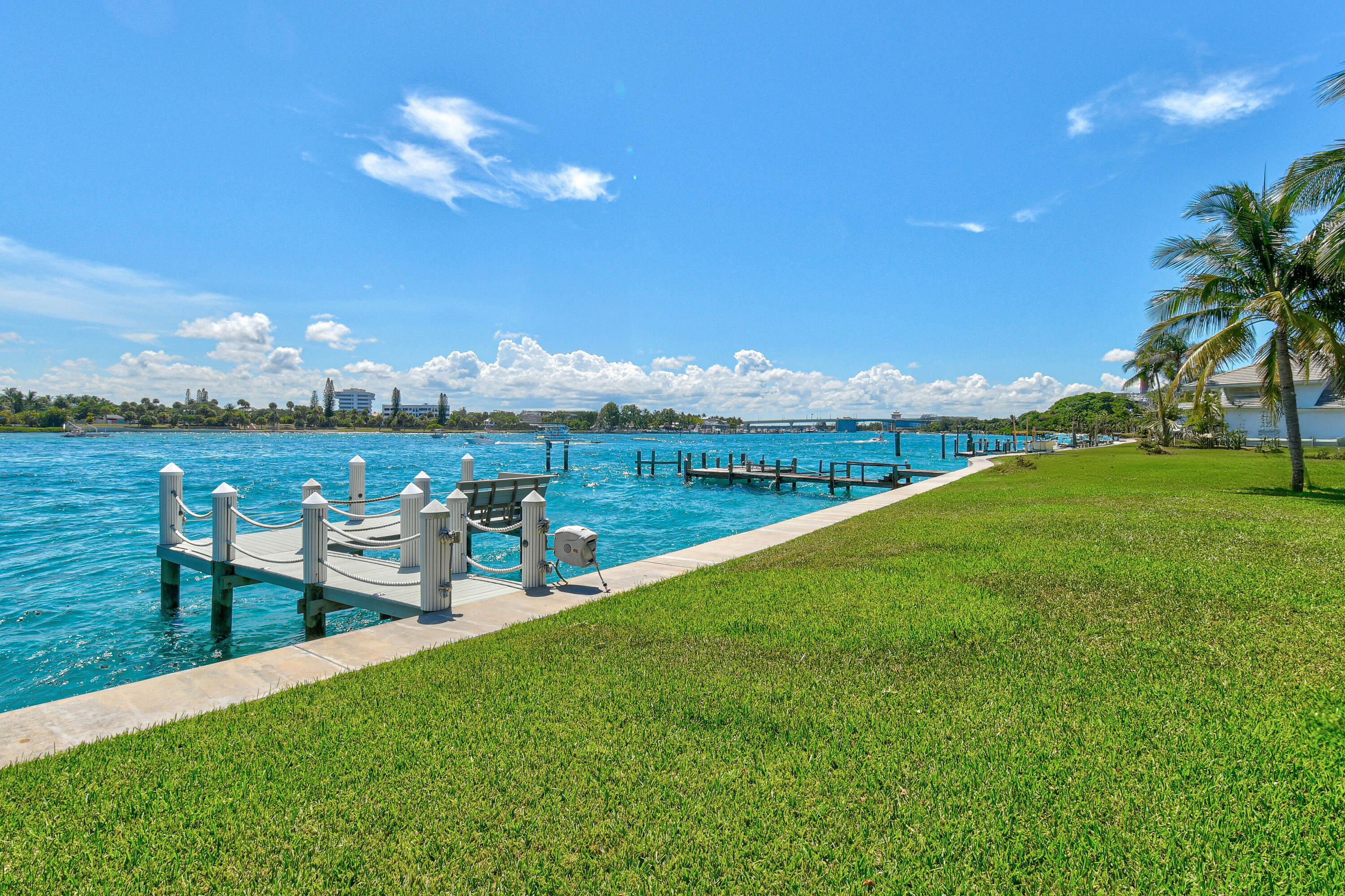 87 Lighthouse Drive Property Photo 15