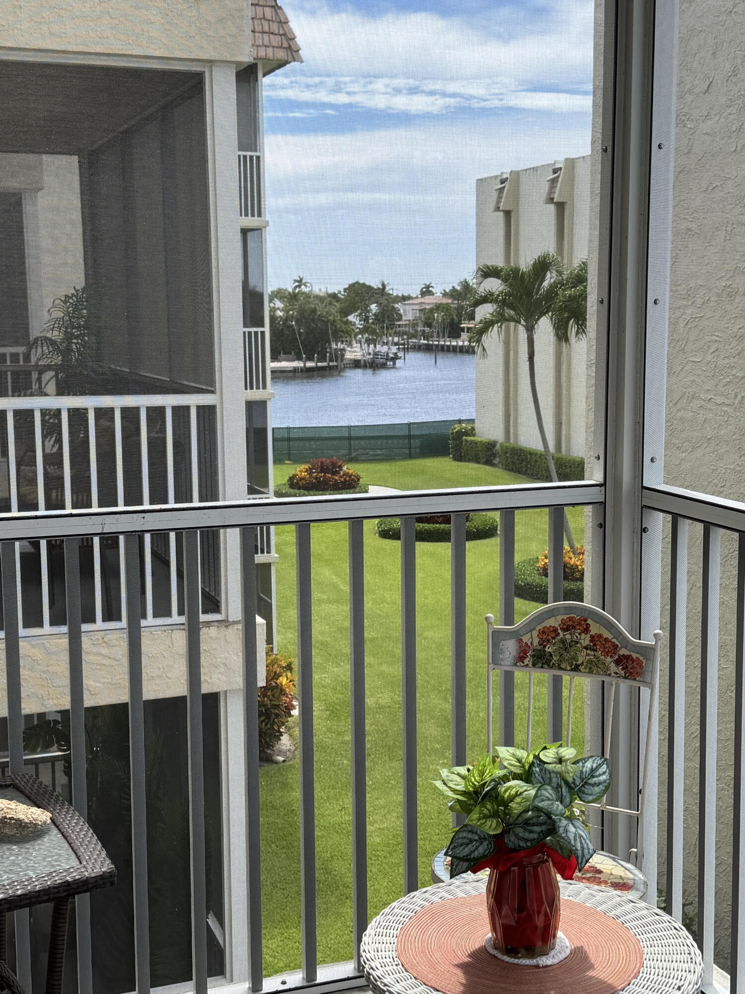 650 Snug Harbor Drive G310 Property Photo 5
