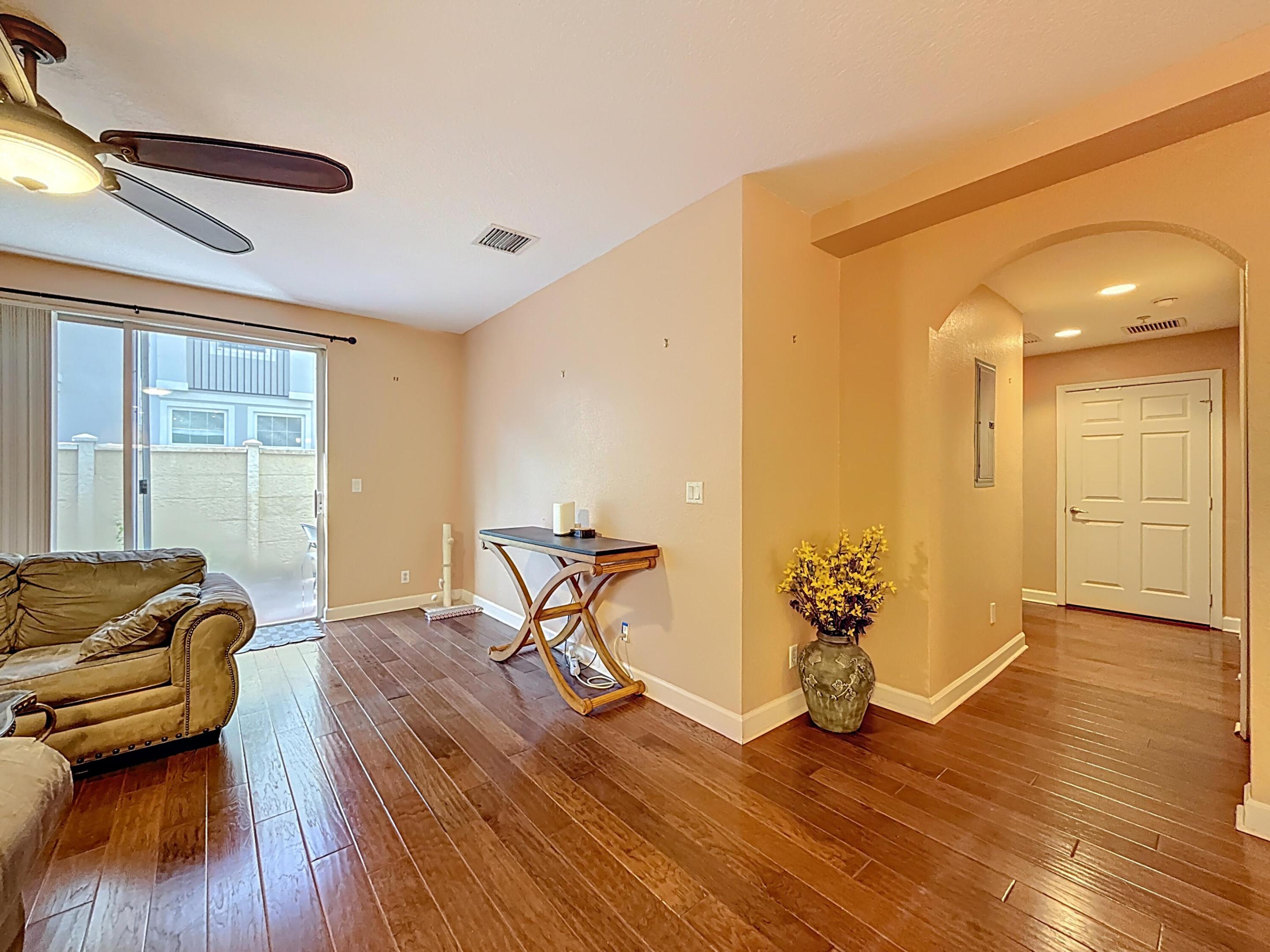 312 Bayfront Drive Property Photo 15