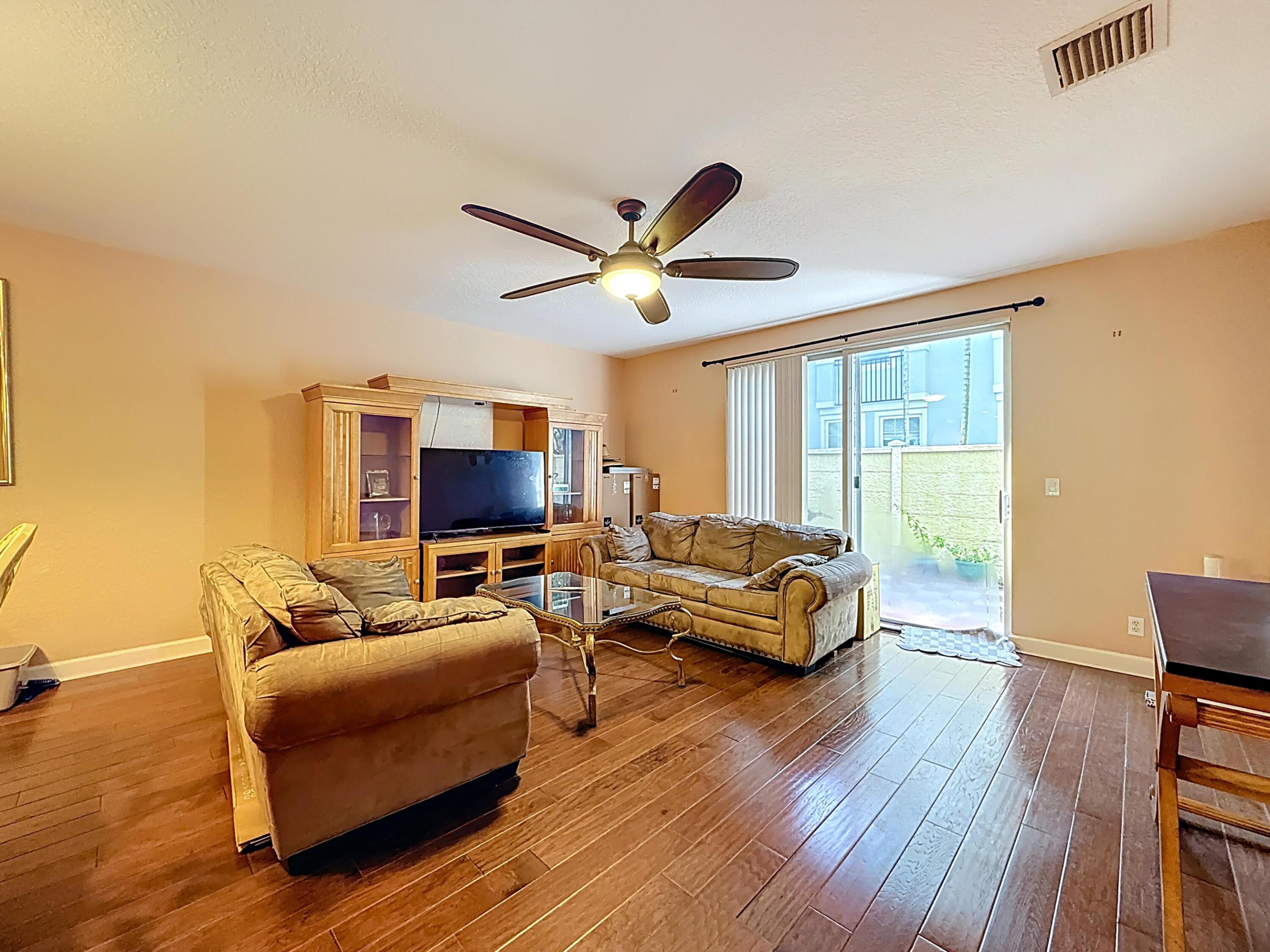 312 Bayfront Drive Property Photo 16