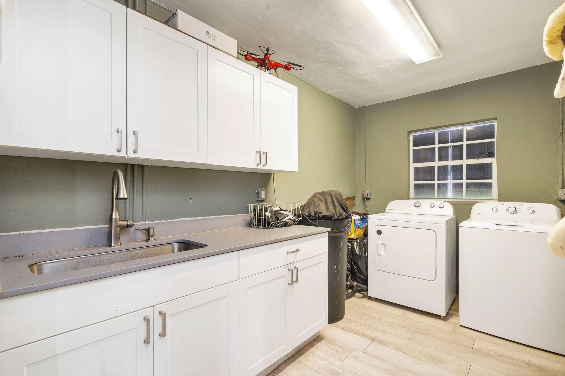 2770 E Road Property Photo 15