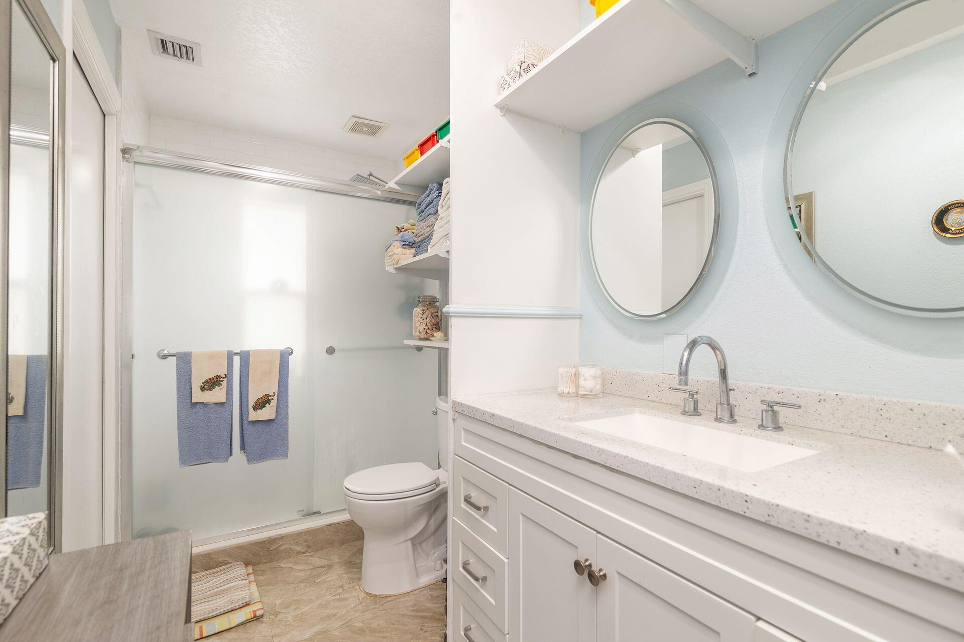 2770 E Road Property Photo 33