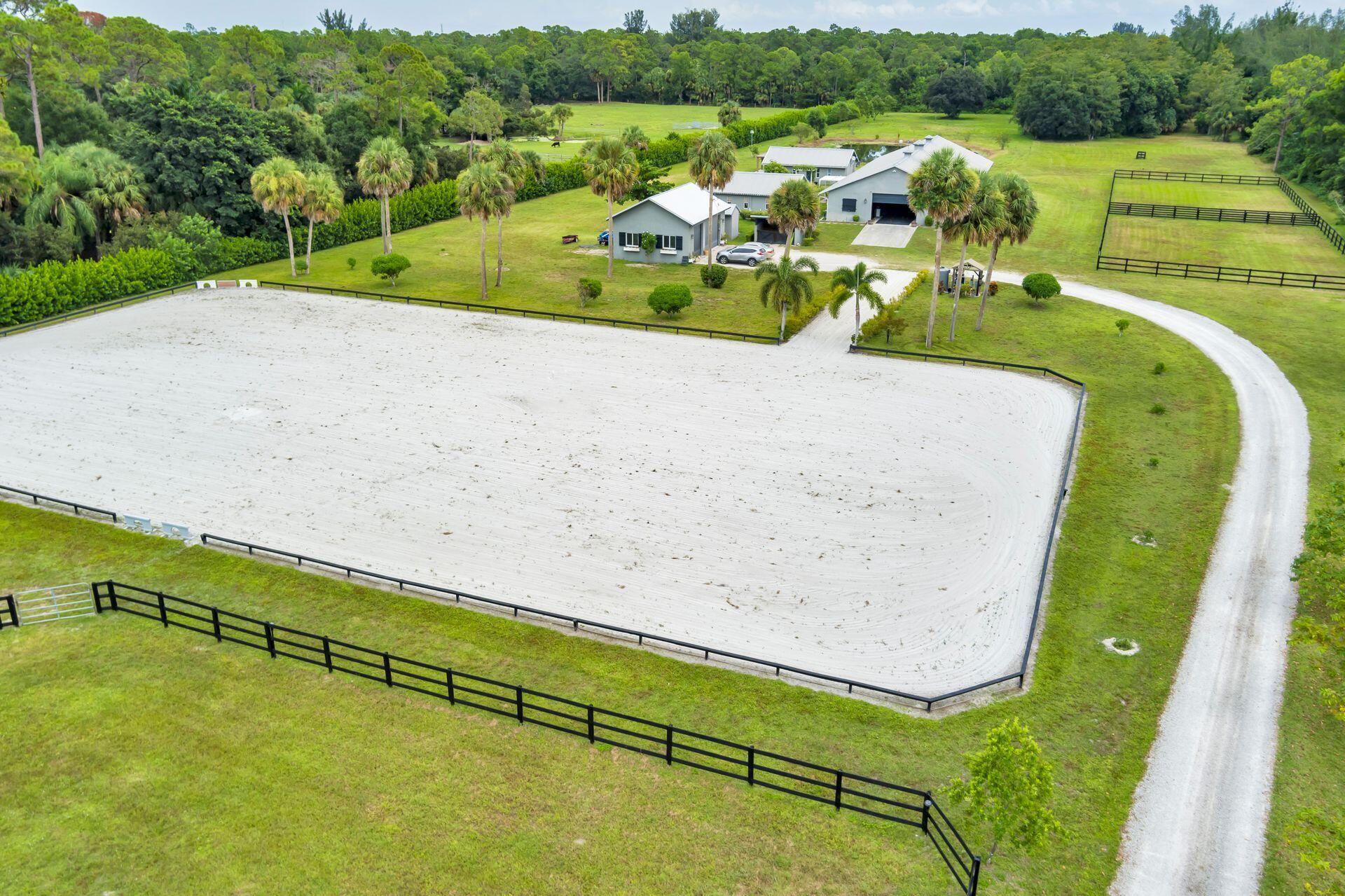 2770 E Road Property Photo 46