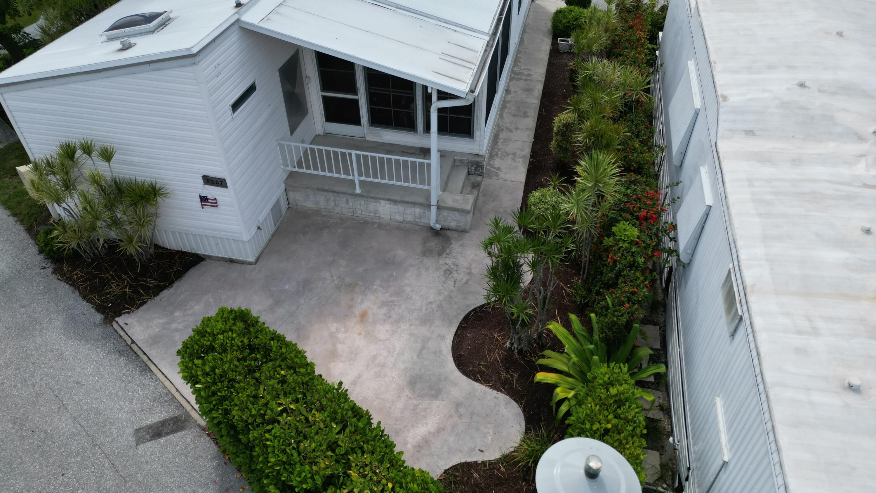 207 N Heron Drive P Property Photo 19