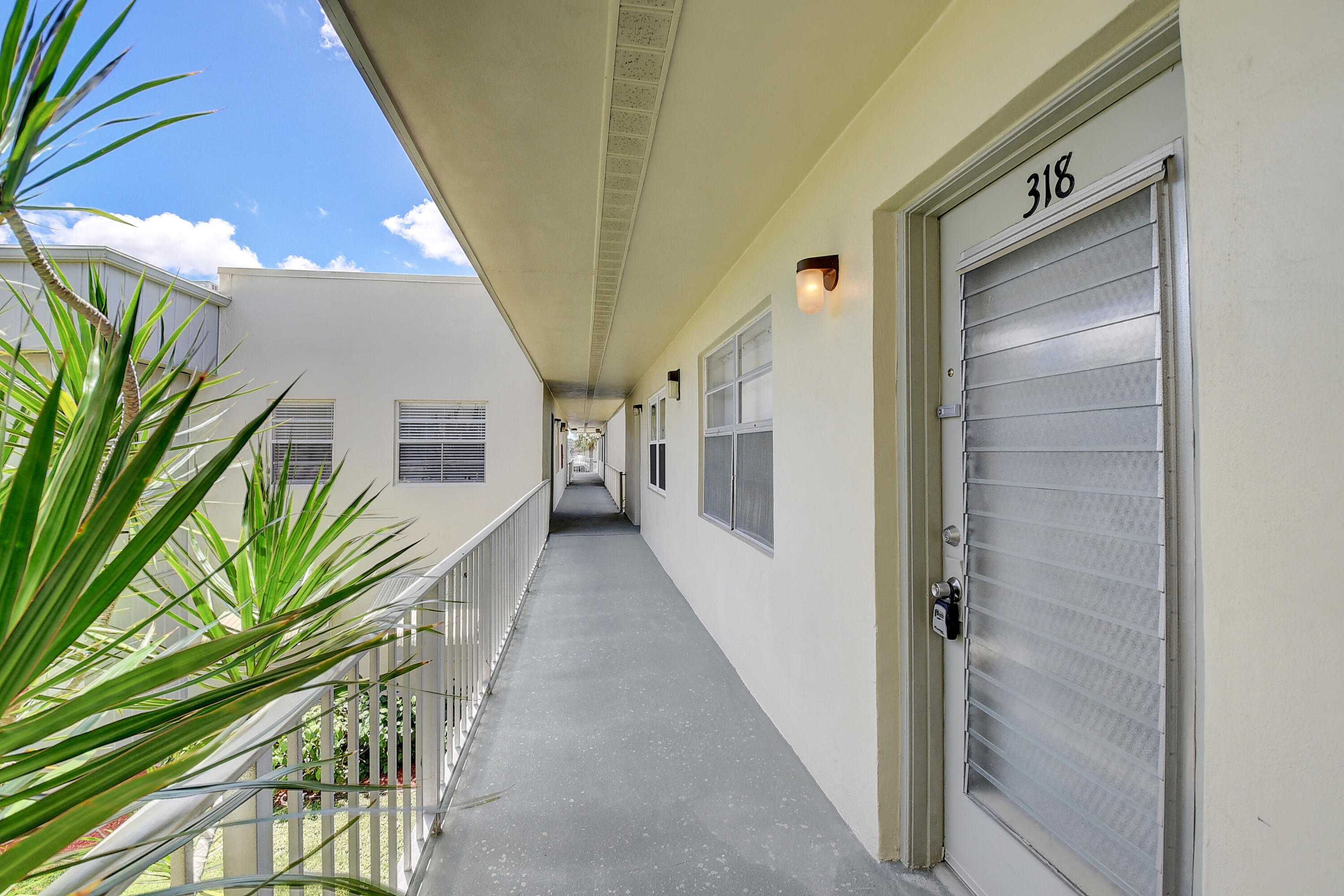 318 Monaco G G Property Photo 7