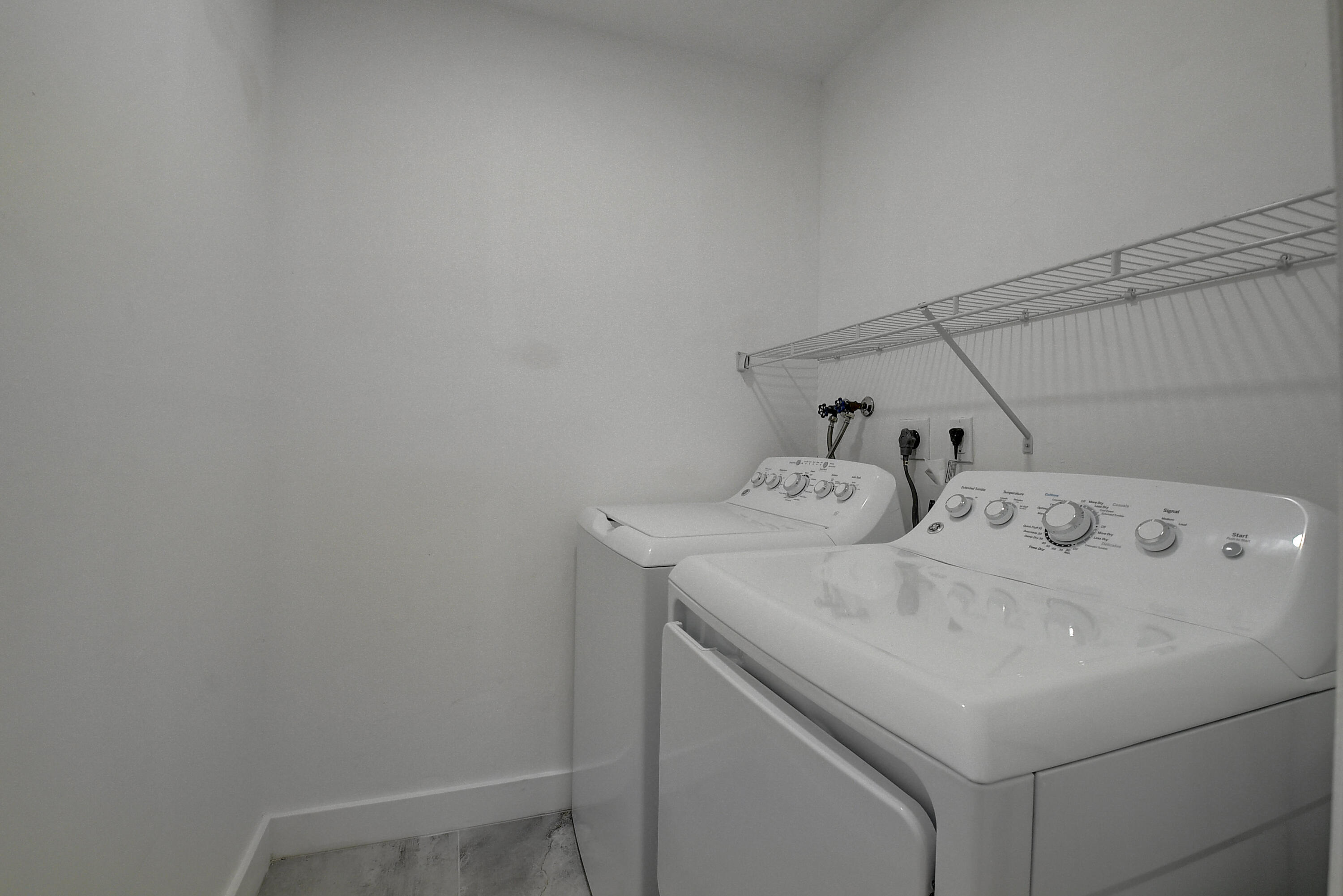 318 Monaco G G Property Photo 19