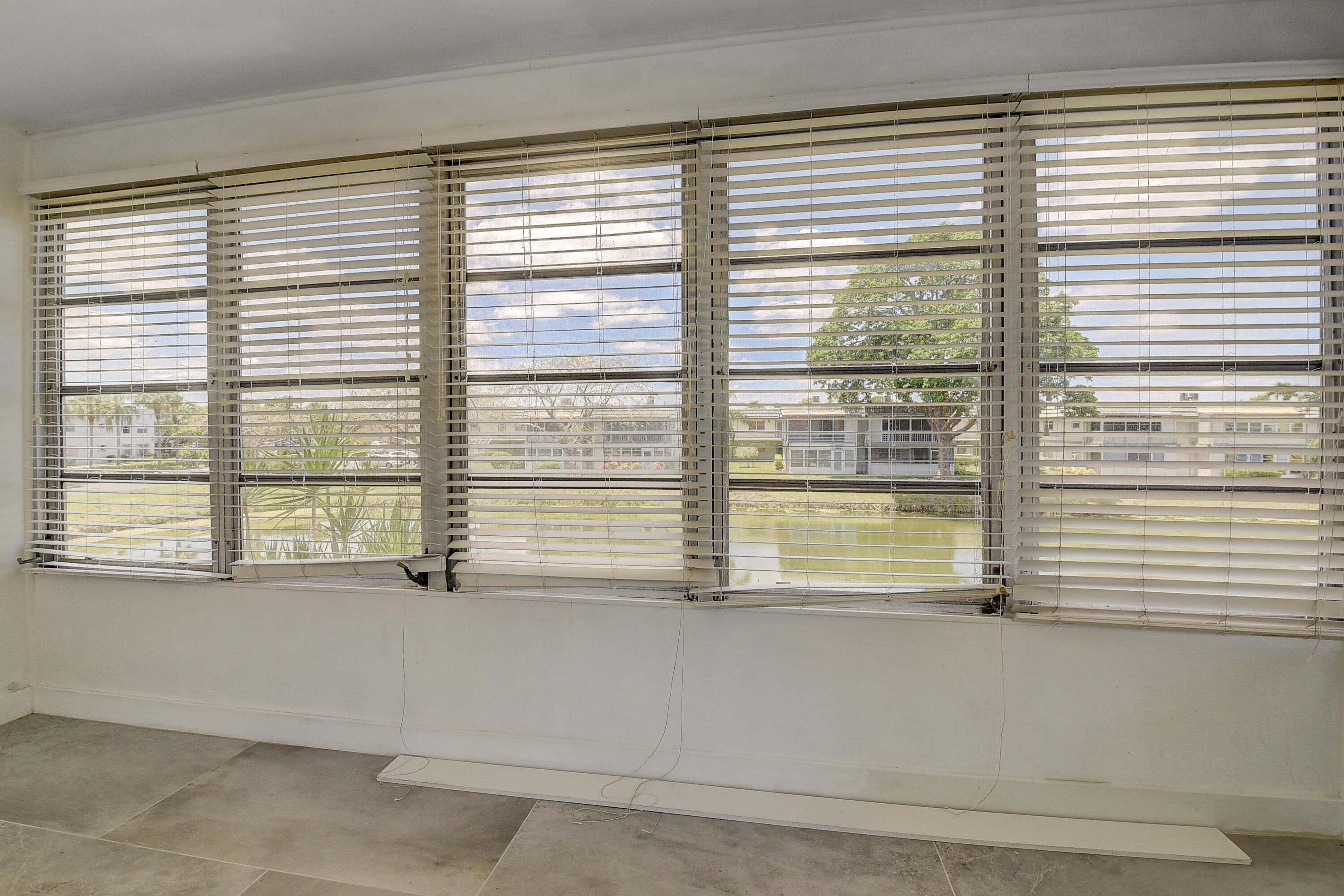 318 Monaco G G Property Photo 21
