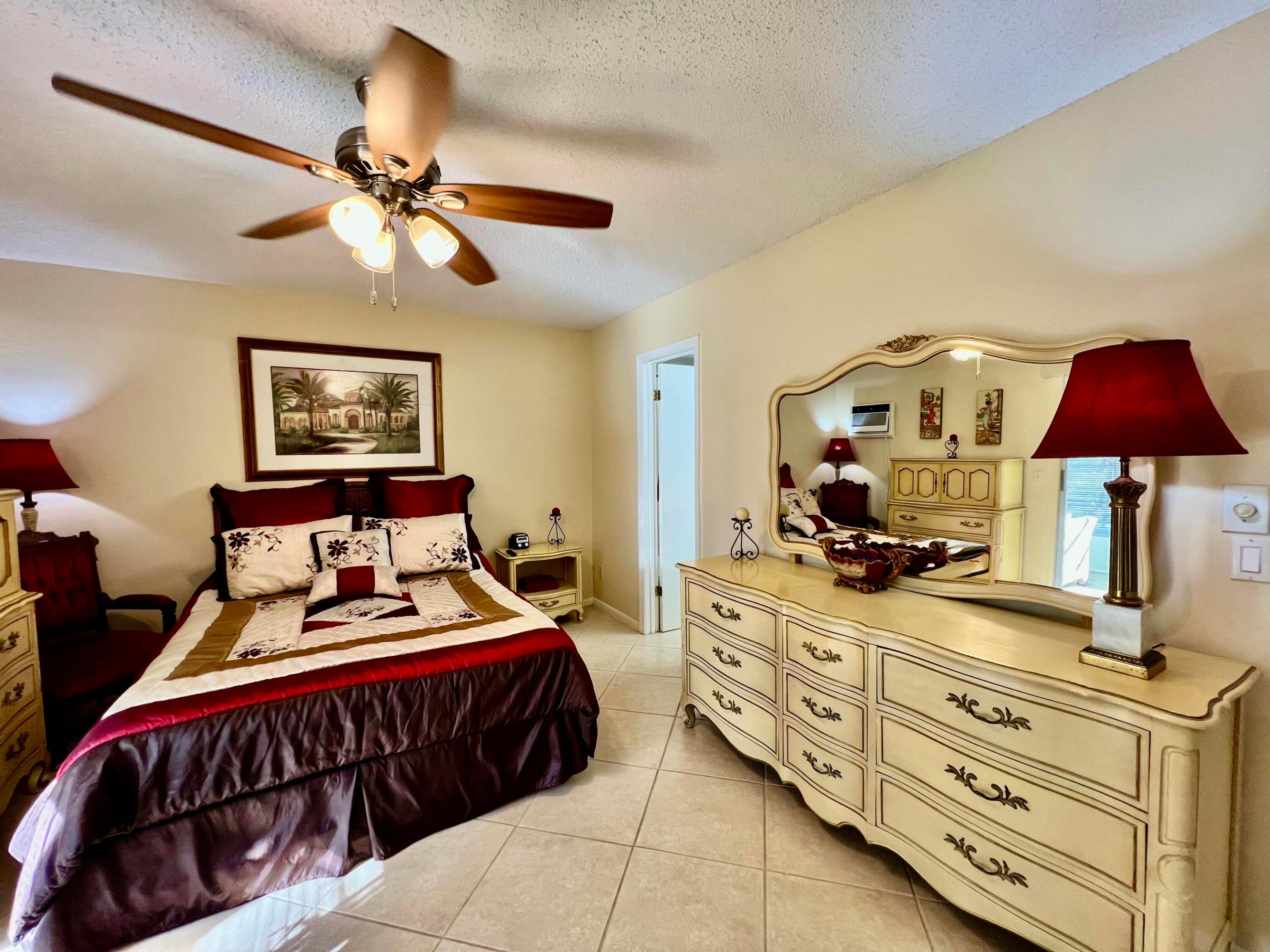 180 Tilford I Property Photo 8