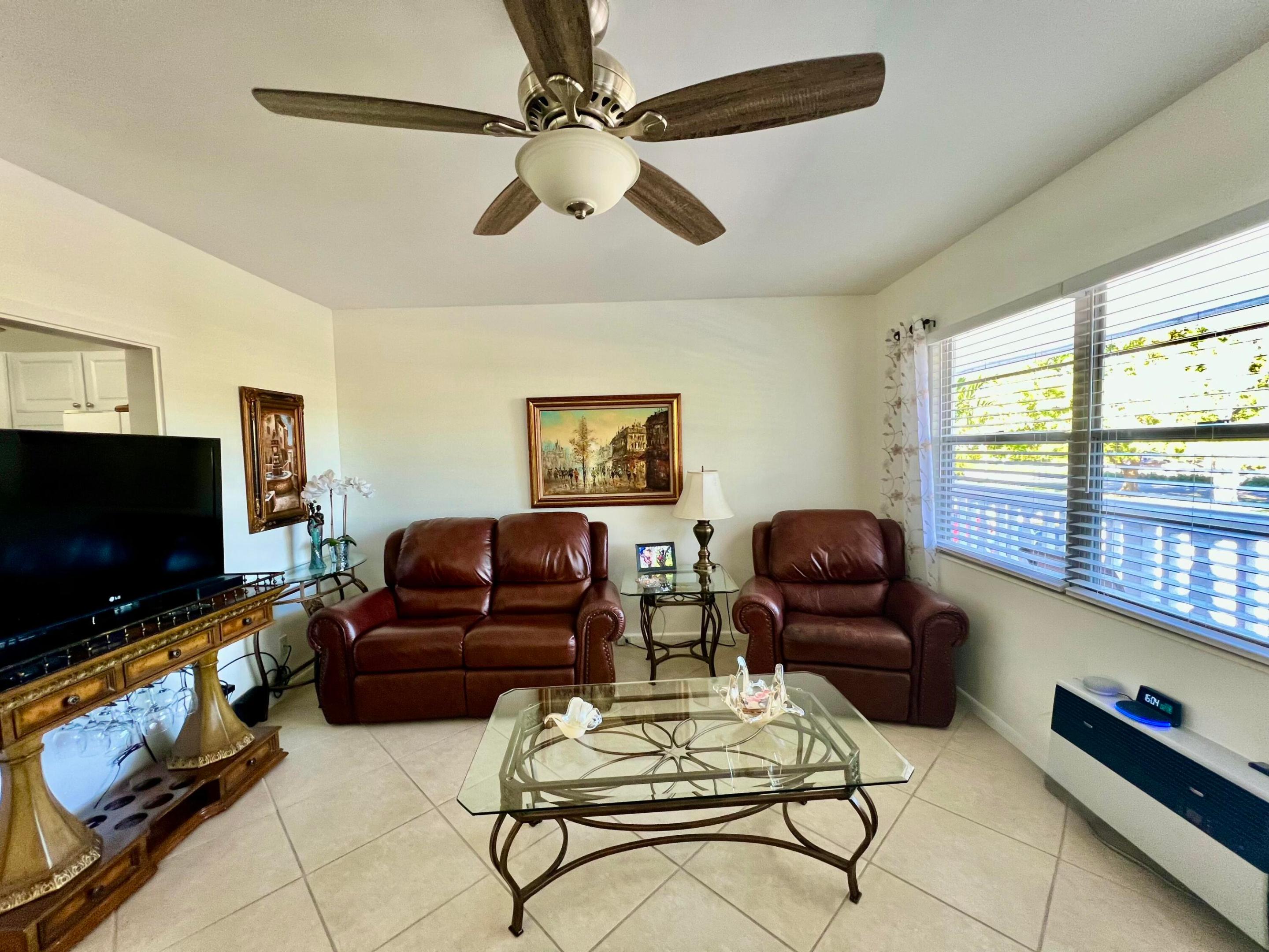 180 Tilford I Property Photo 13