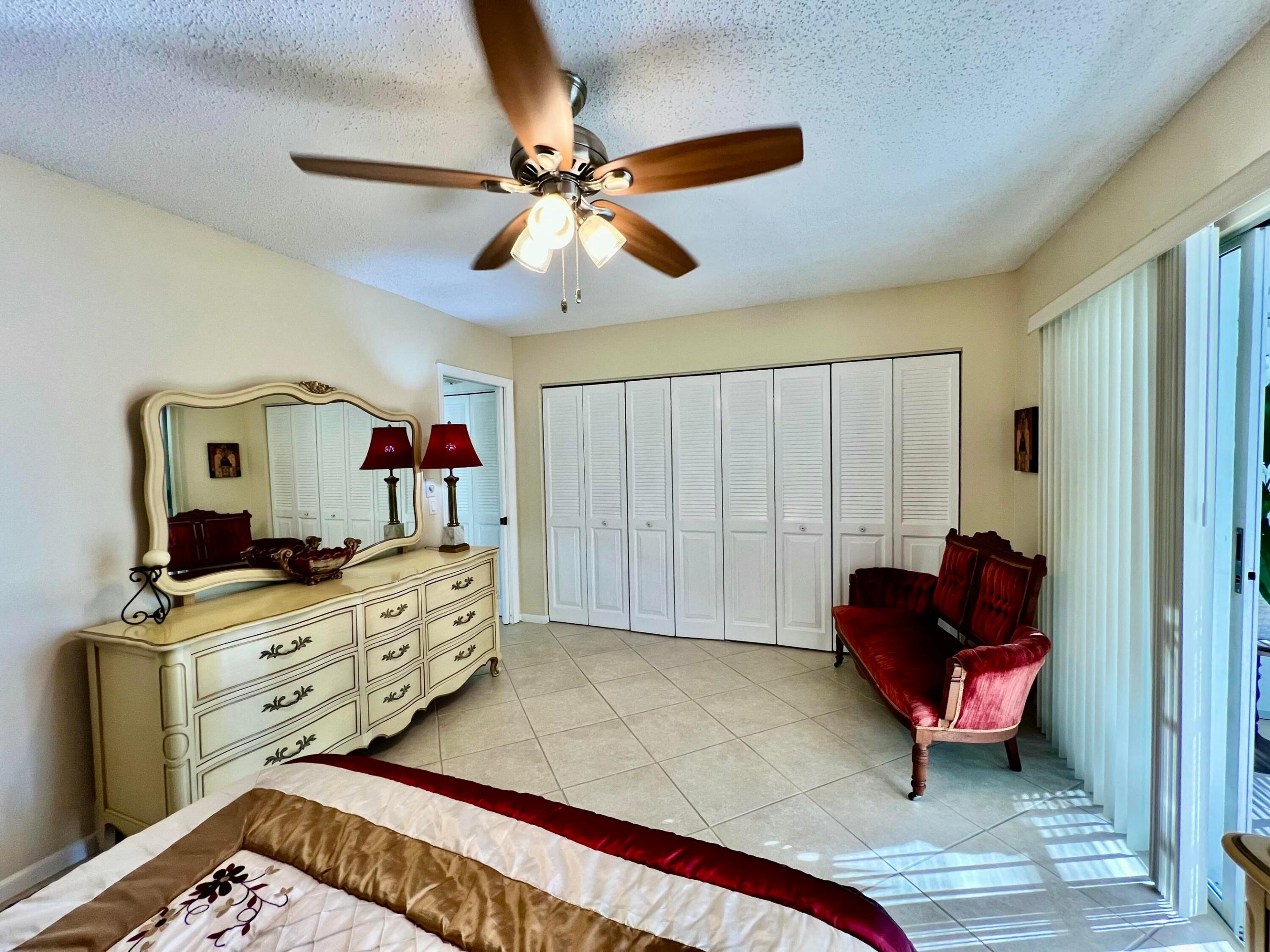 180 Tilford I Property Photo 17