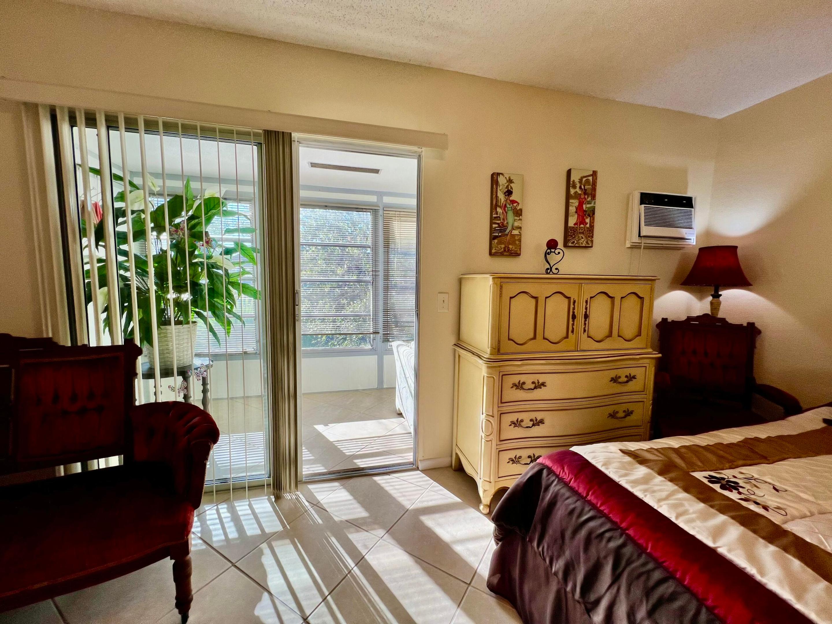180 Tilford I Property Photo 18