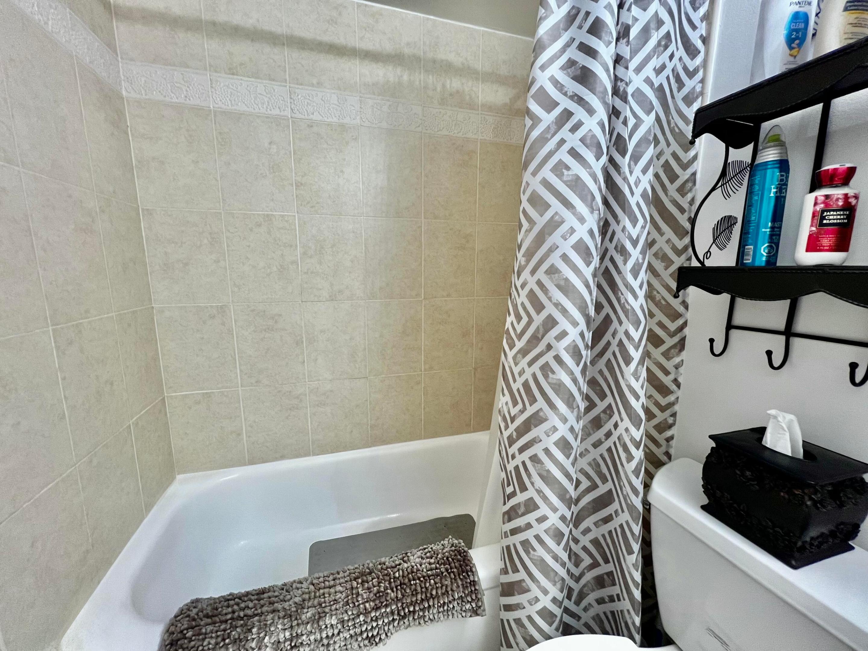 180 Tilford I Property Photo 21