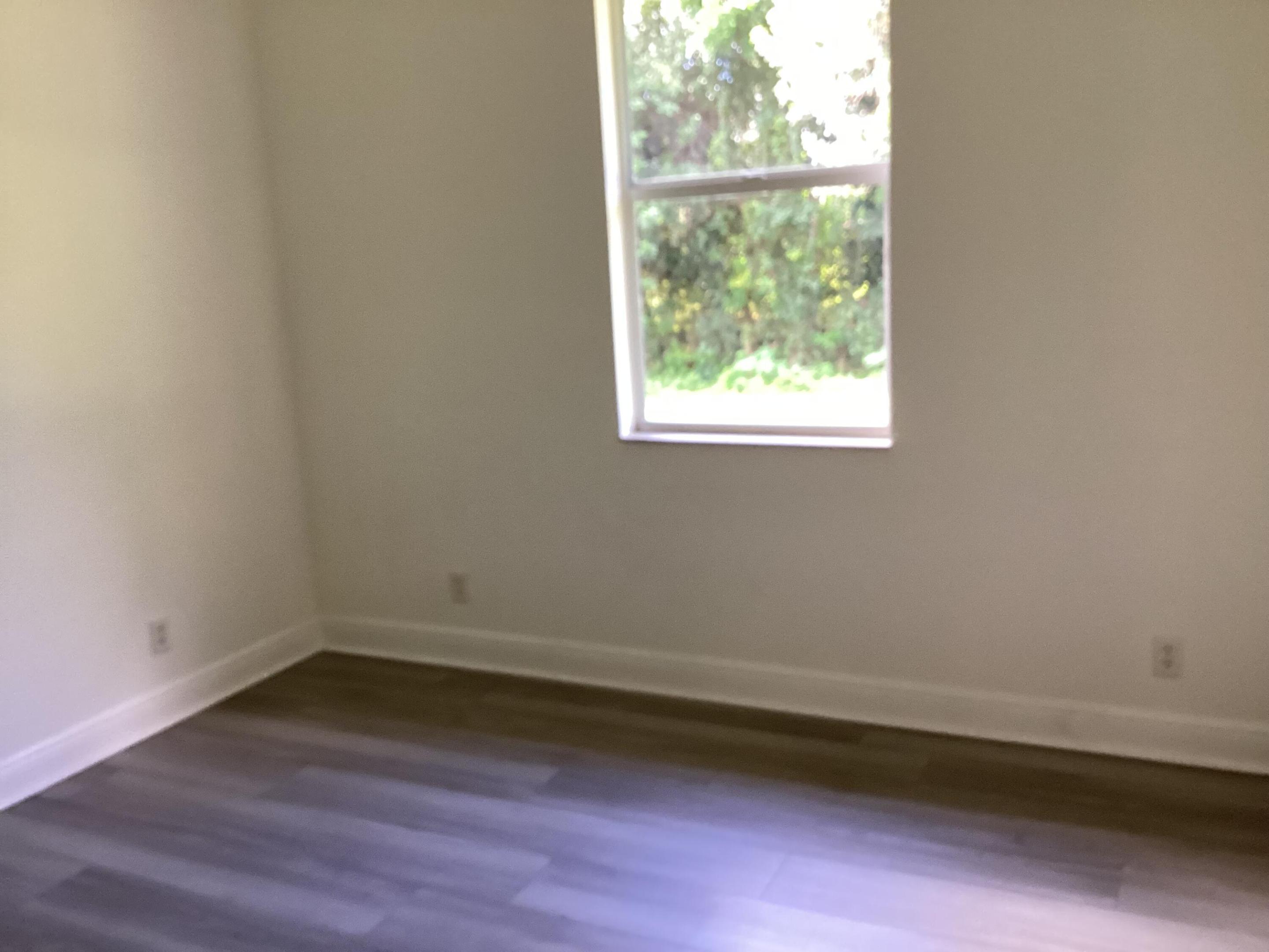 17119 Alexander Run Property Photo 9