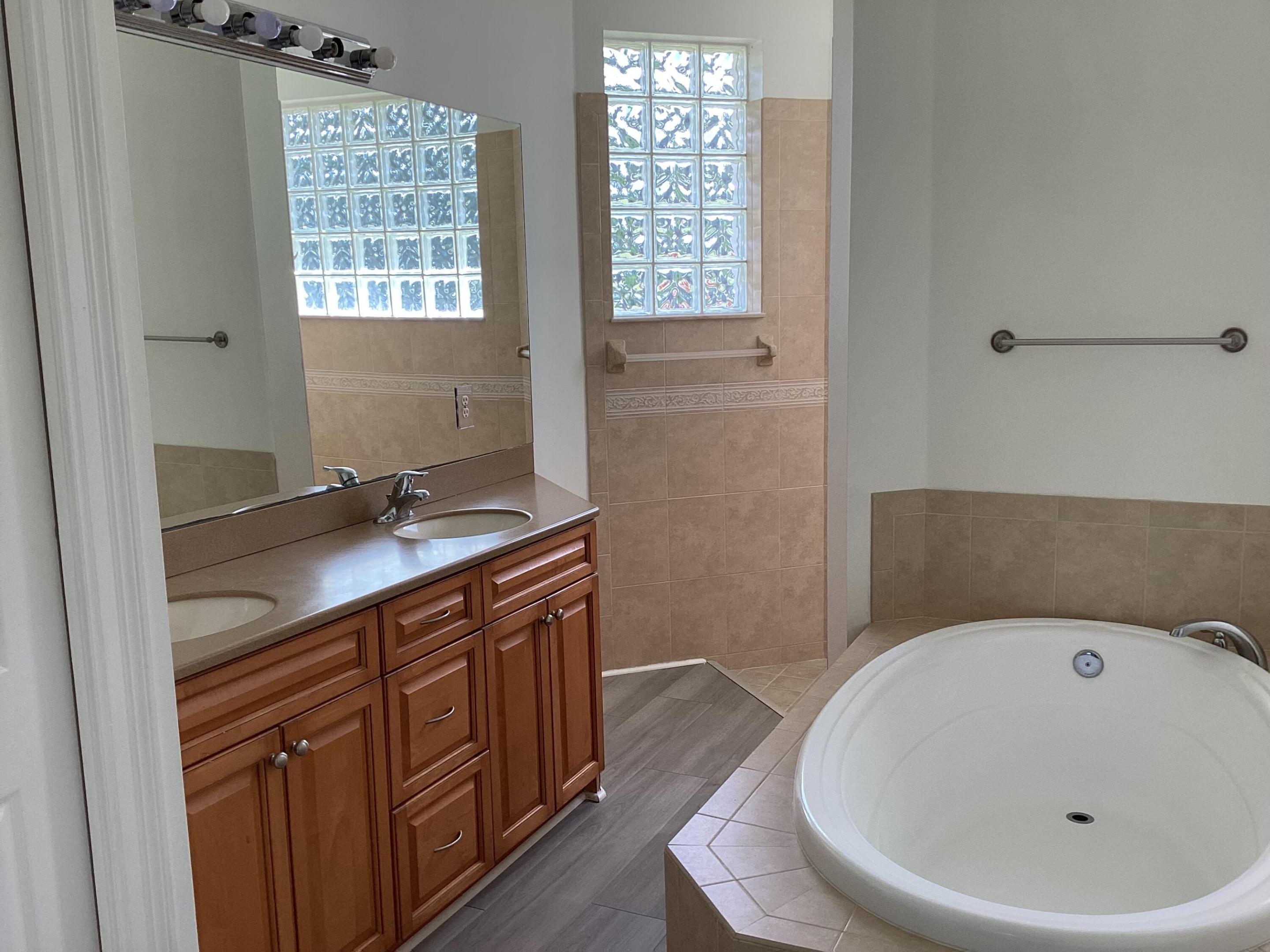 17119 Alexander Run Property Photo 16
