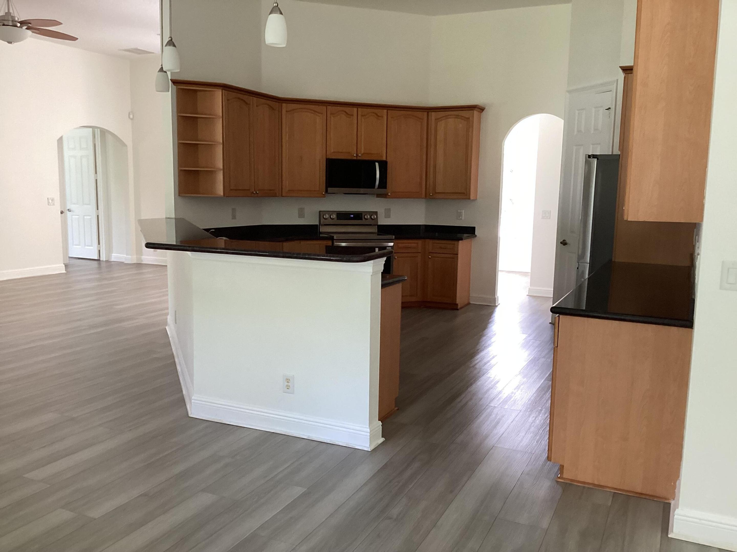 17119 Alexander Run Property Photo 19