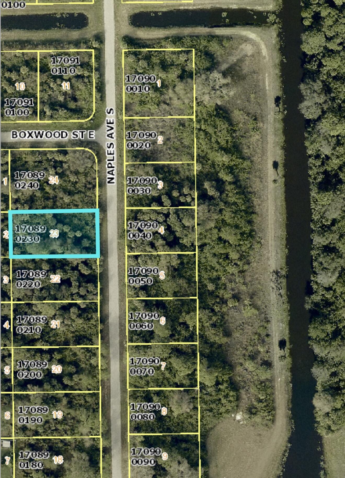 636 Naples Avenue S Property Photo 4