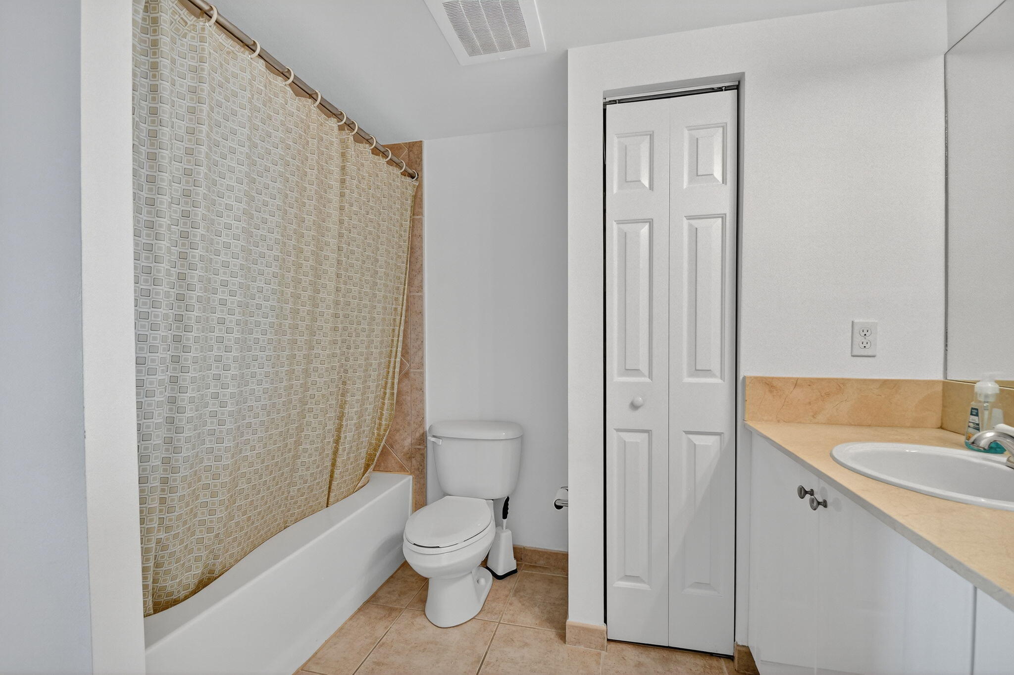 625 Casa Loma Boulevard 802 Property Photo 34