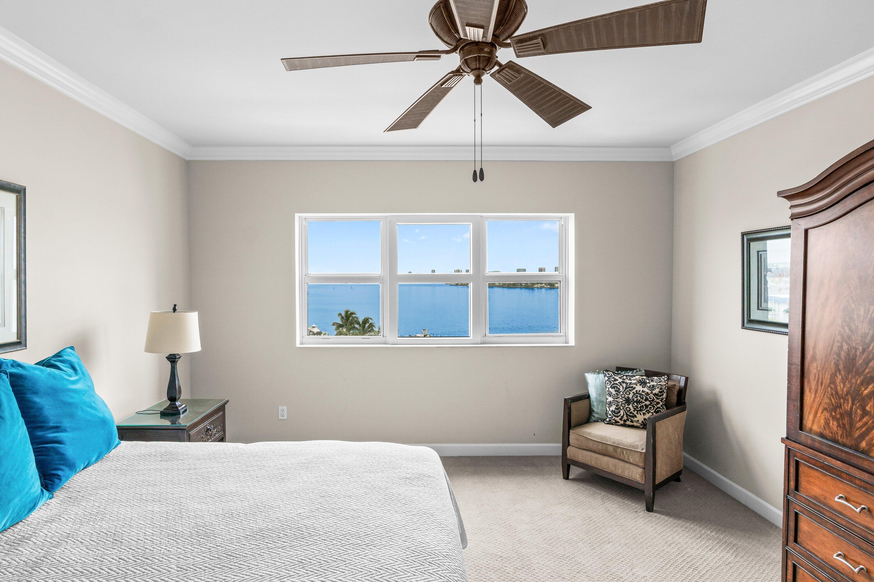 2650 Lake Shore Drive 703 Property Photo 15