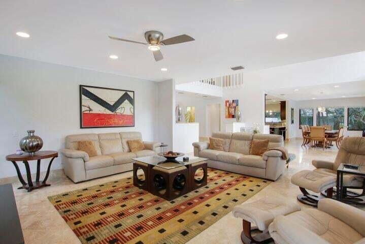 1328 Se Colony Way Property Photo 13