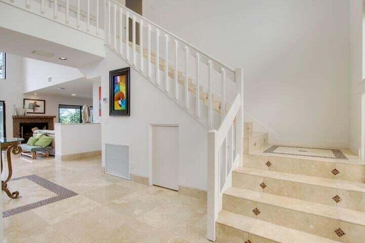 1328 Se Colony Way Property Photo 15