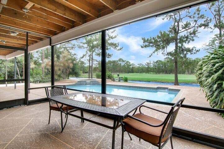 1328 Se Colony Way Property Photo 31